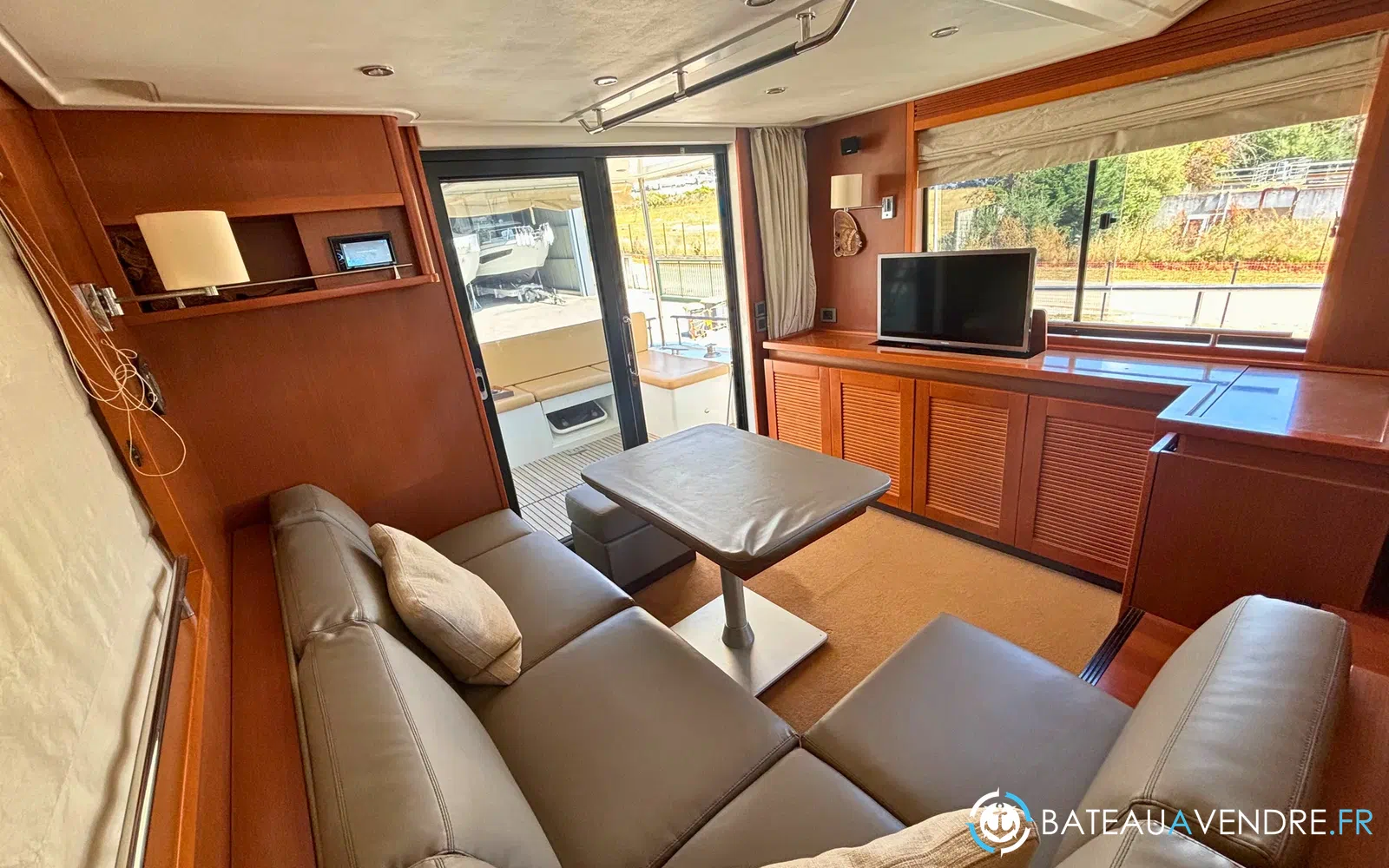 slider 29 Beneteau Swift Trawler 50