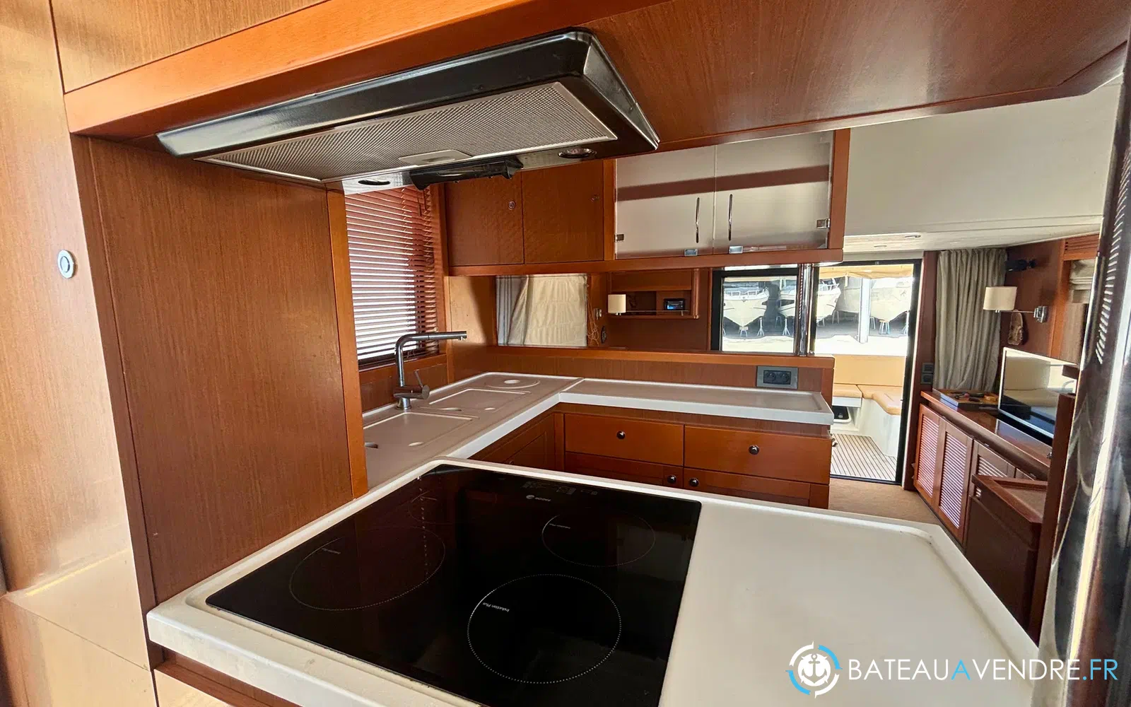 slider 35 Beneteau Swift Trawler 50