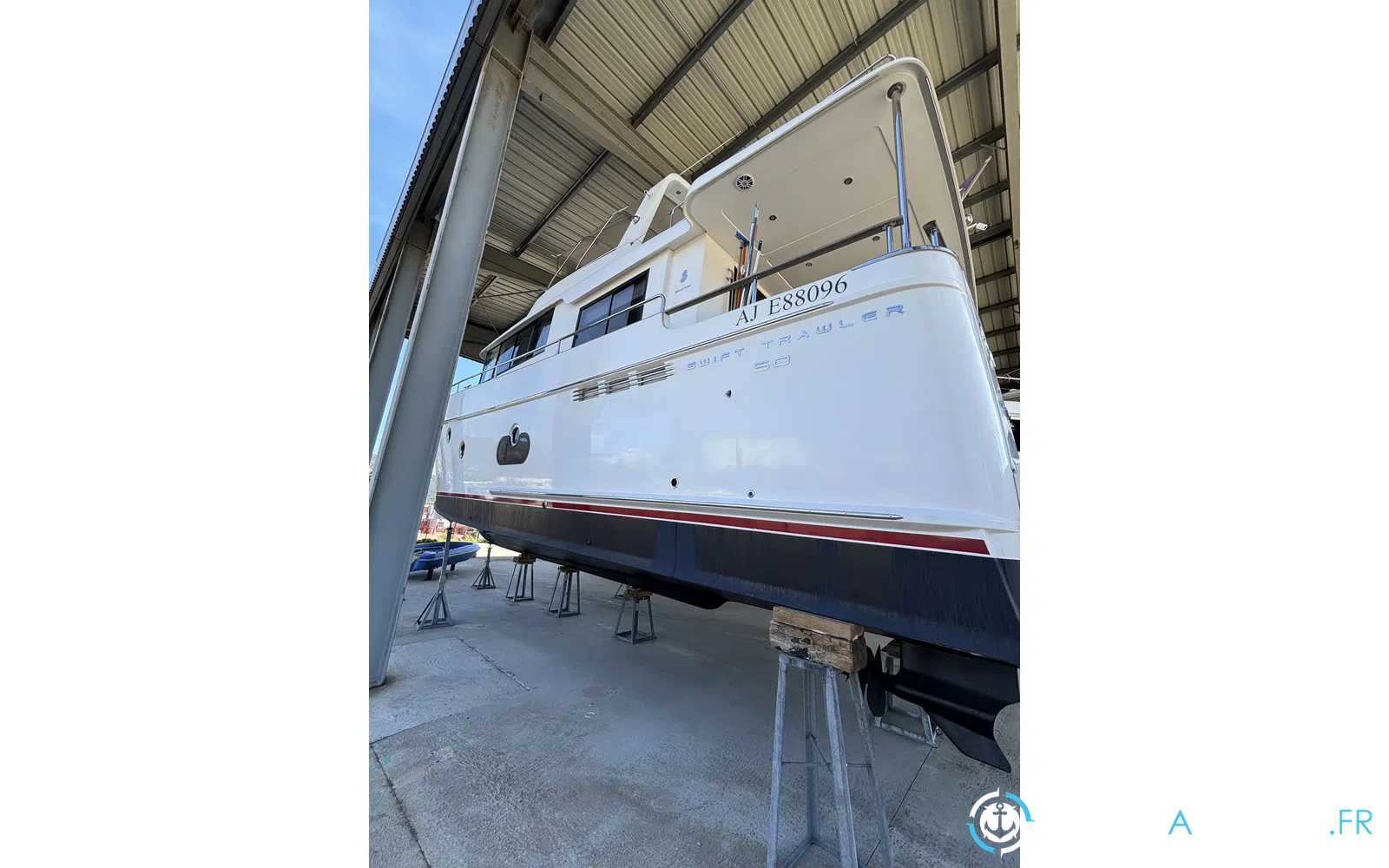 slider 7 Beneteau Swift Trawler 50