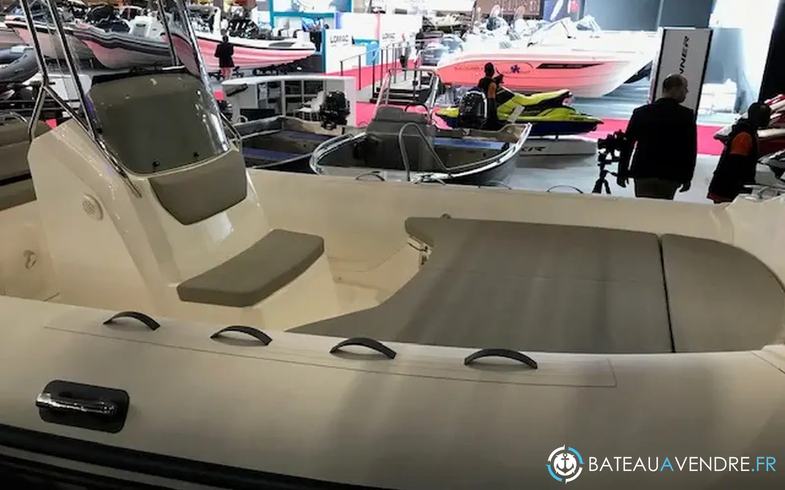 slider 10 Capelli Tempest 700 Luxe