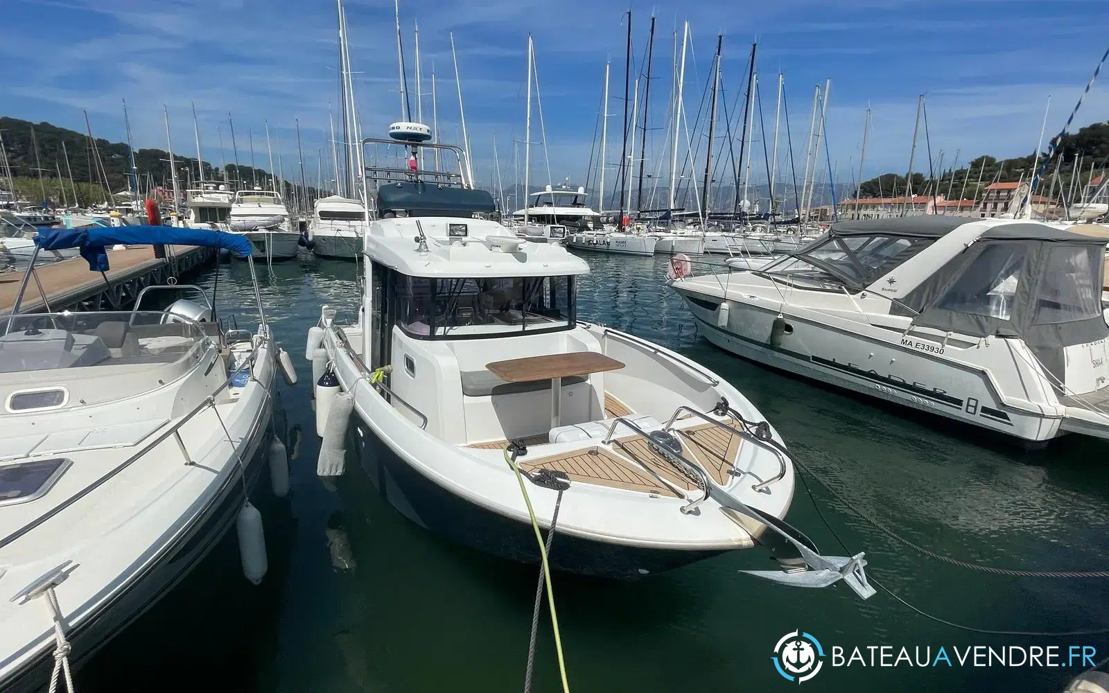 slider 1 Beneteau Barracuda 9