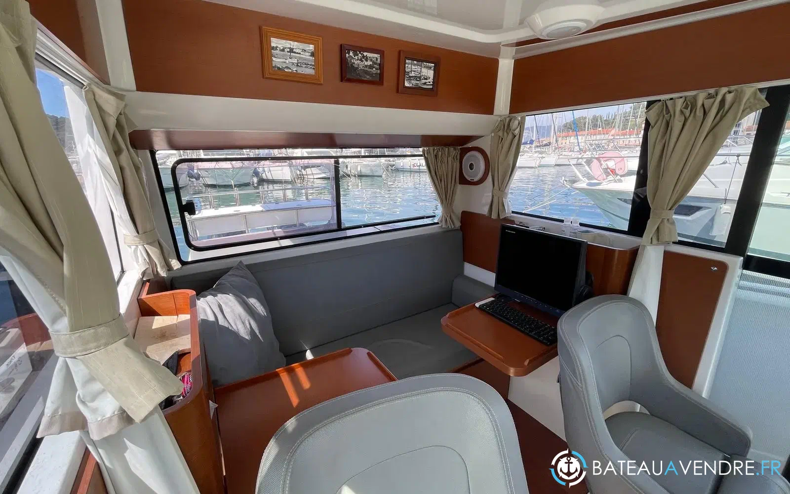 slider 31 Beneteau Barracuda 9