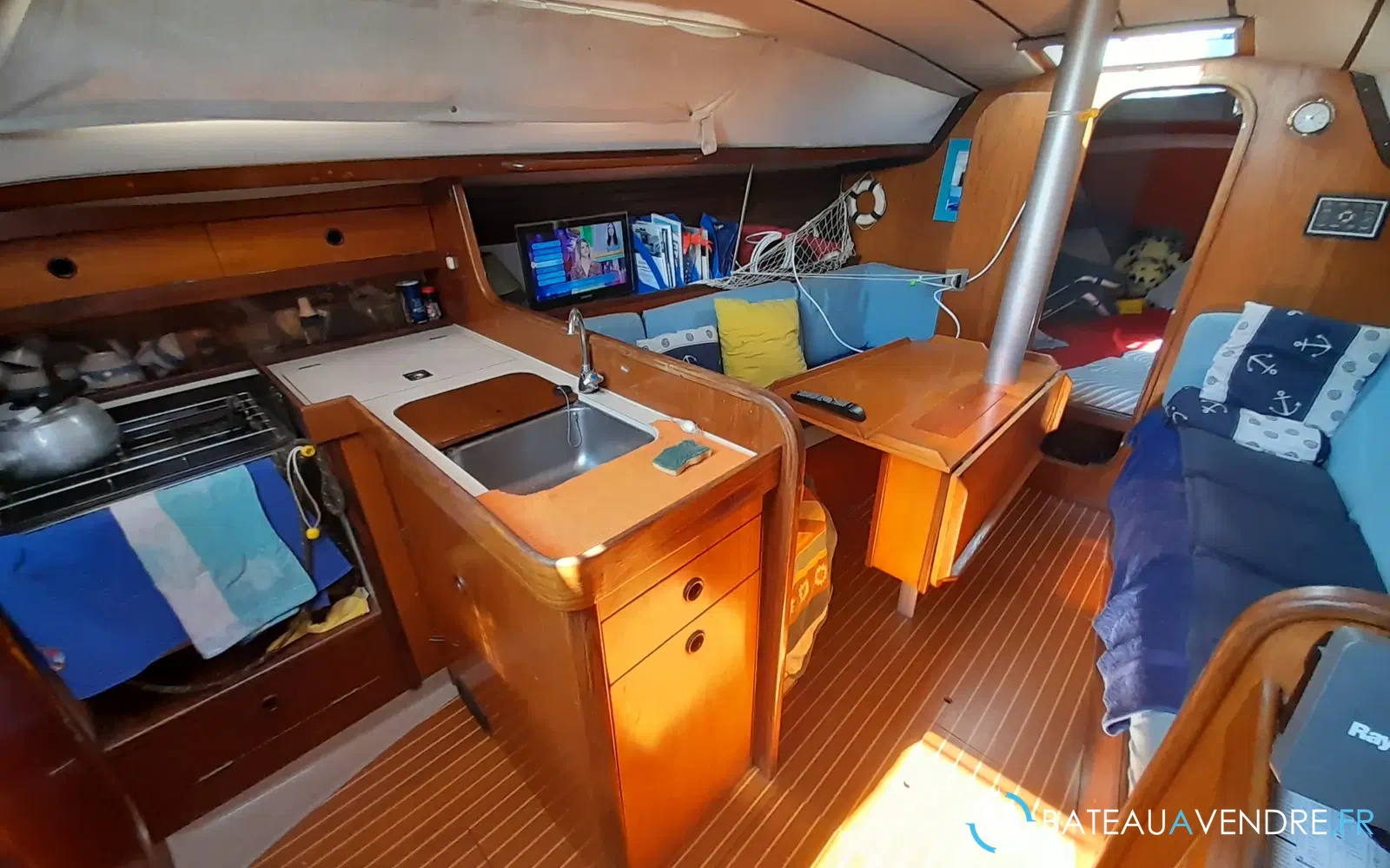 slider 1 Beneteau First 325