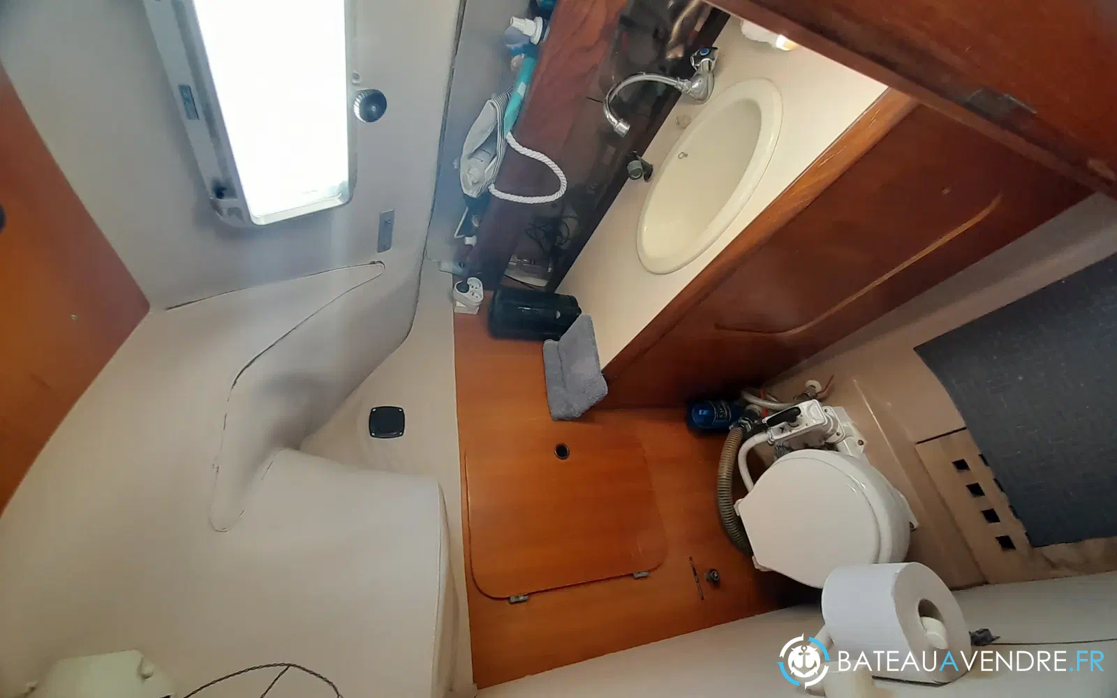 slider 3 Beneteau First 325