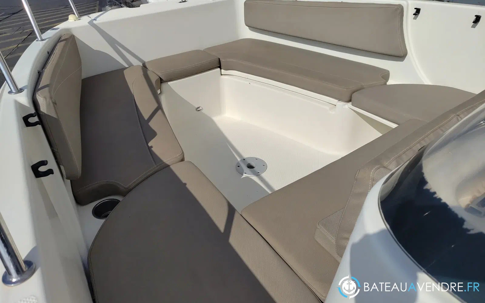 slider 23 Quicksilver Activ 755 Open