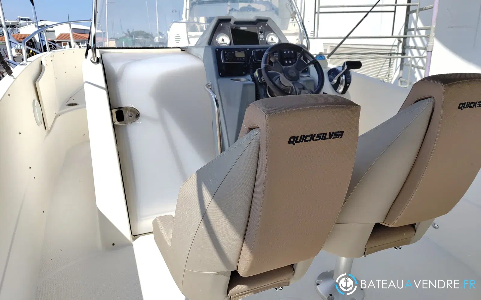 slider 12 Quicksilver Activ 755 Open