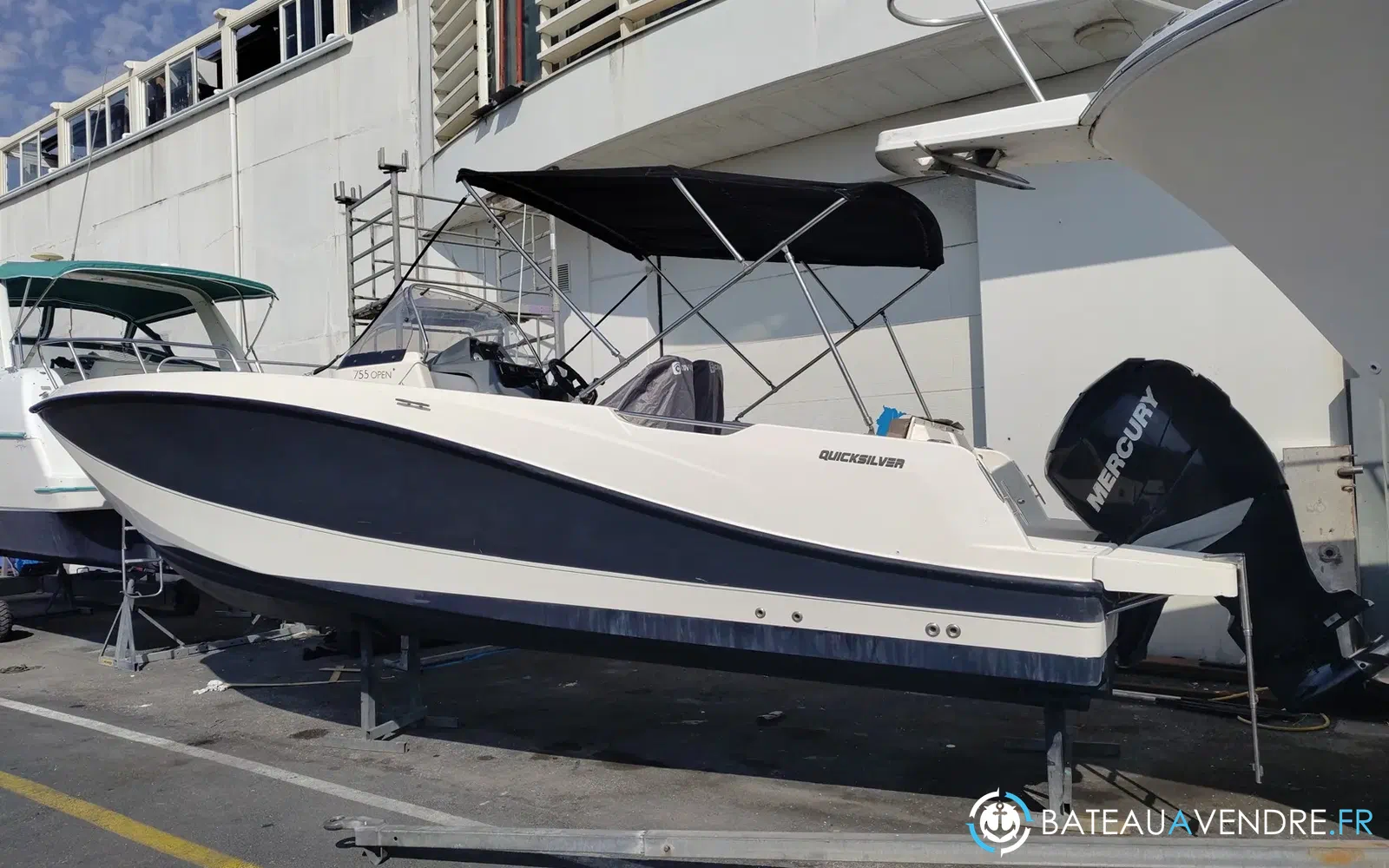 slider 0 Quicksilver Activ 755 Open