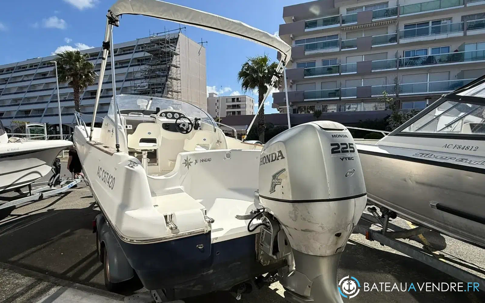 slider 10 Jeanneau Cap Camarat 755 WA