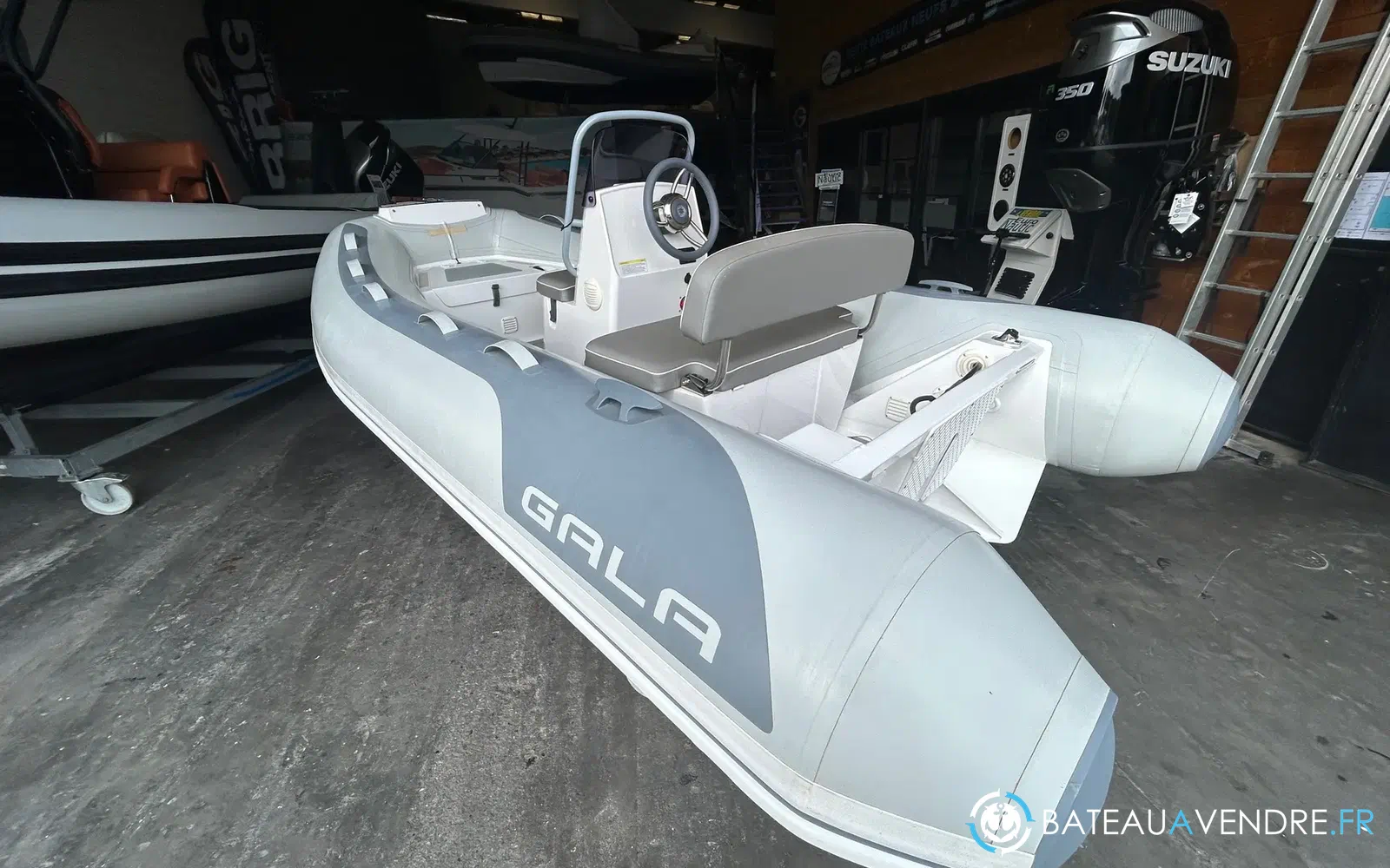 slider 0 Gala Boats A360HL