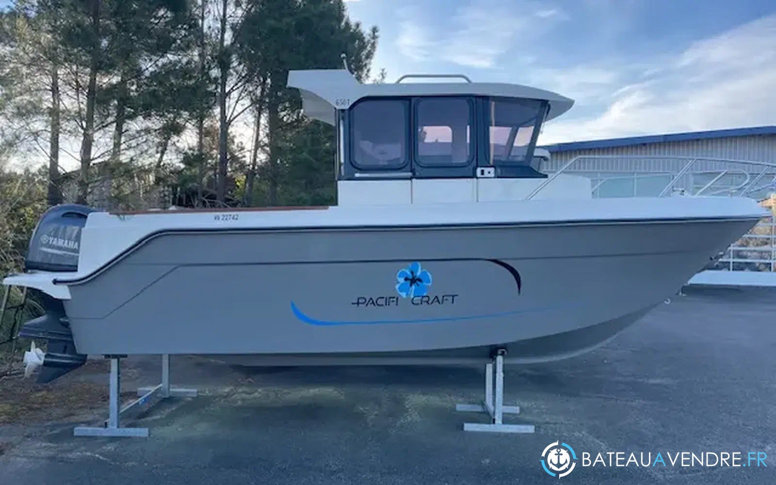 slider 3 Pacific Craft 650 TIMONIER
