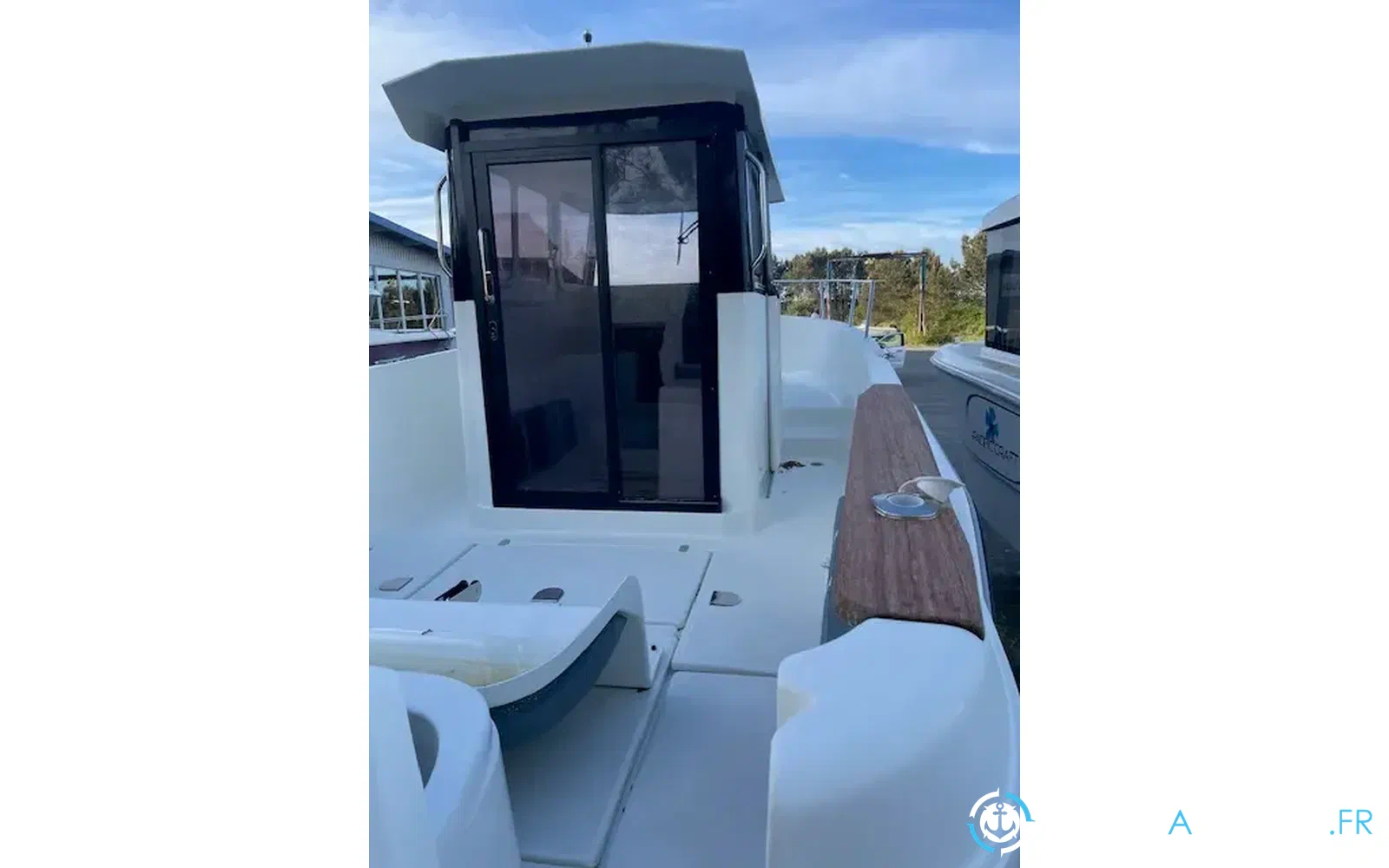 slider 2 Pacific Craft 750 T