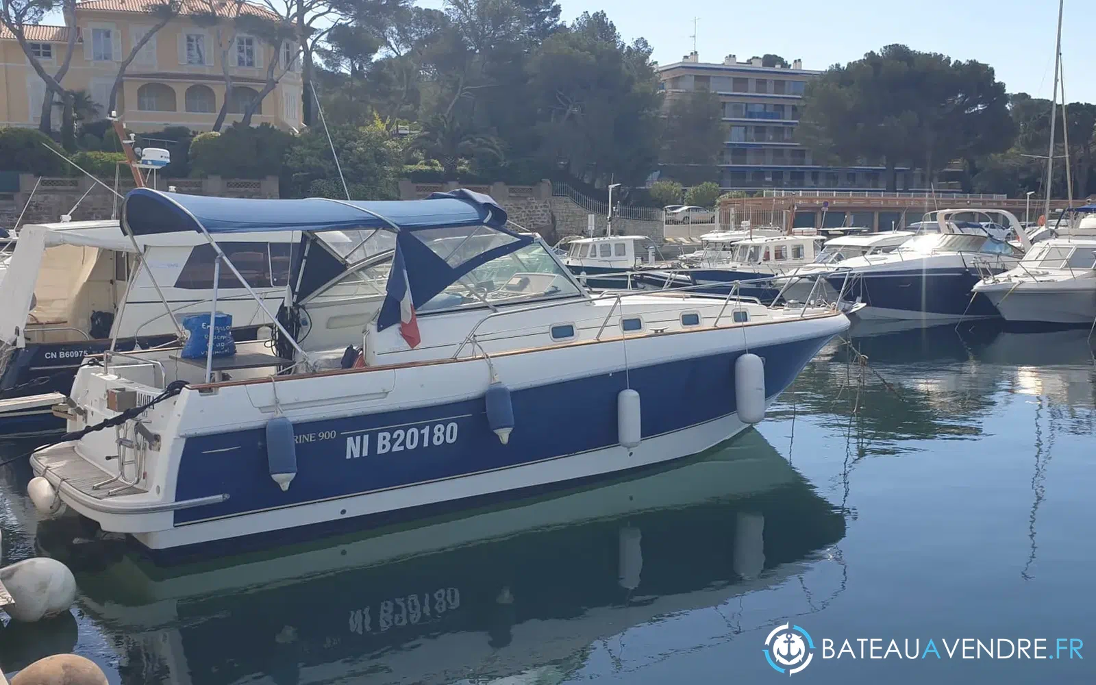 slider 15 Beneteau Ombrine 900
