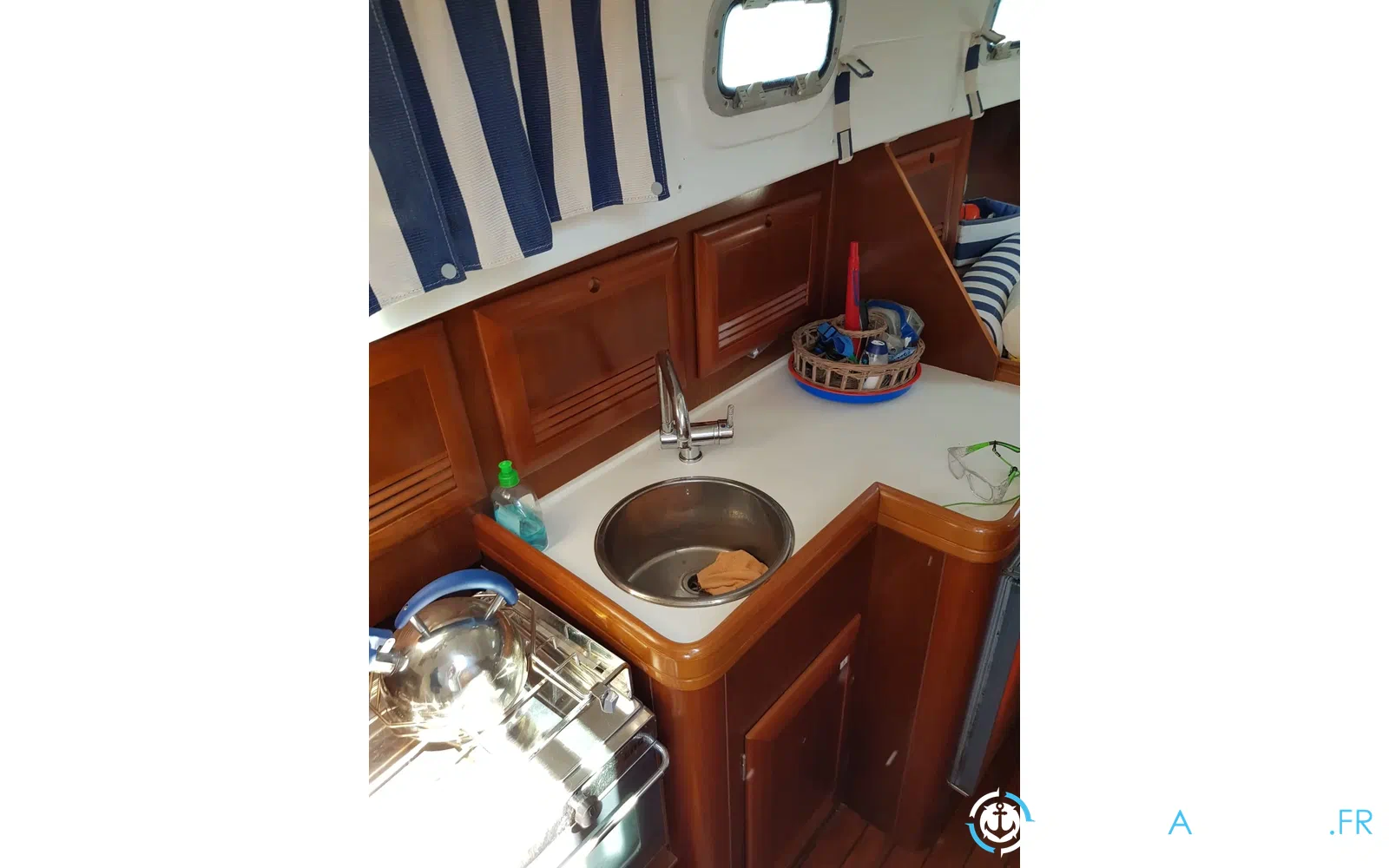 slider 8 Beneteau Ombrine 900