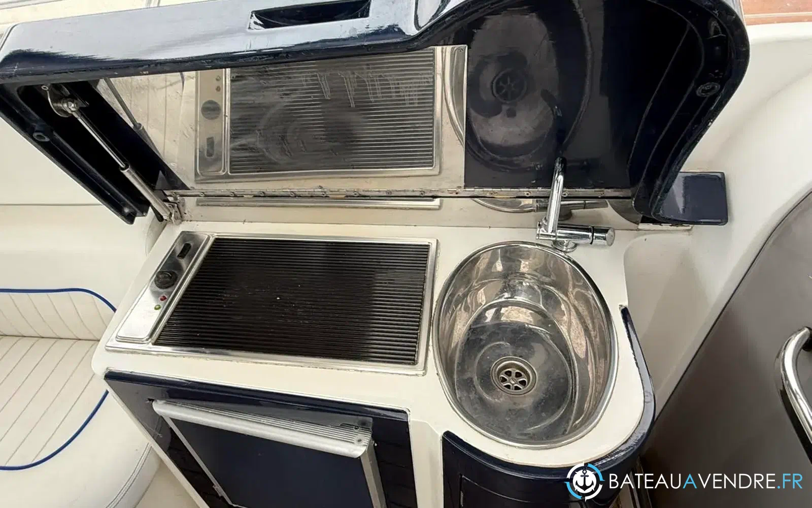 slider 4 Airon Marine 400 T-Top