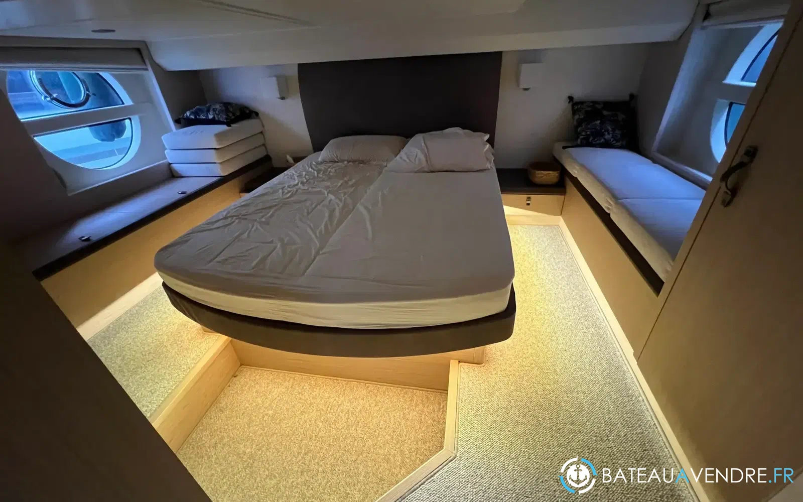 slider 7 Beneteau Monte Carlo 5