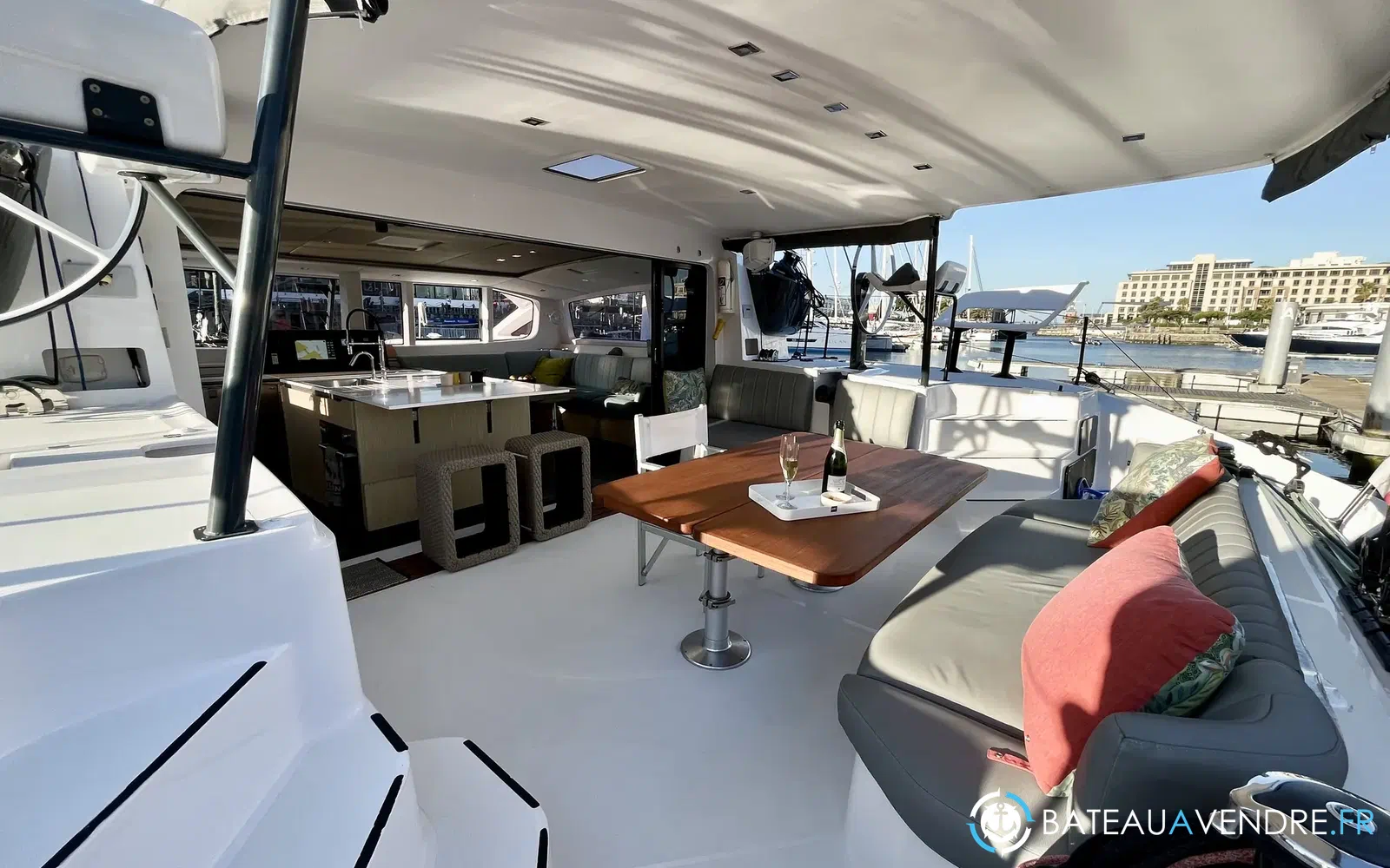 slider 13 Outremer 55