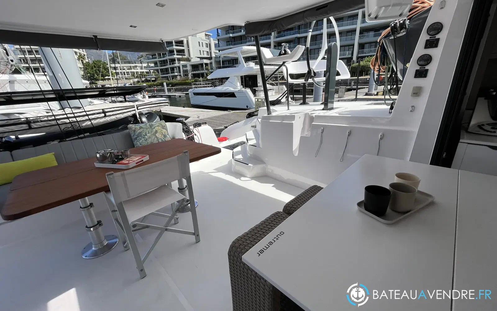 slider 15 Outremer 55