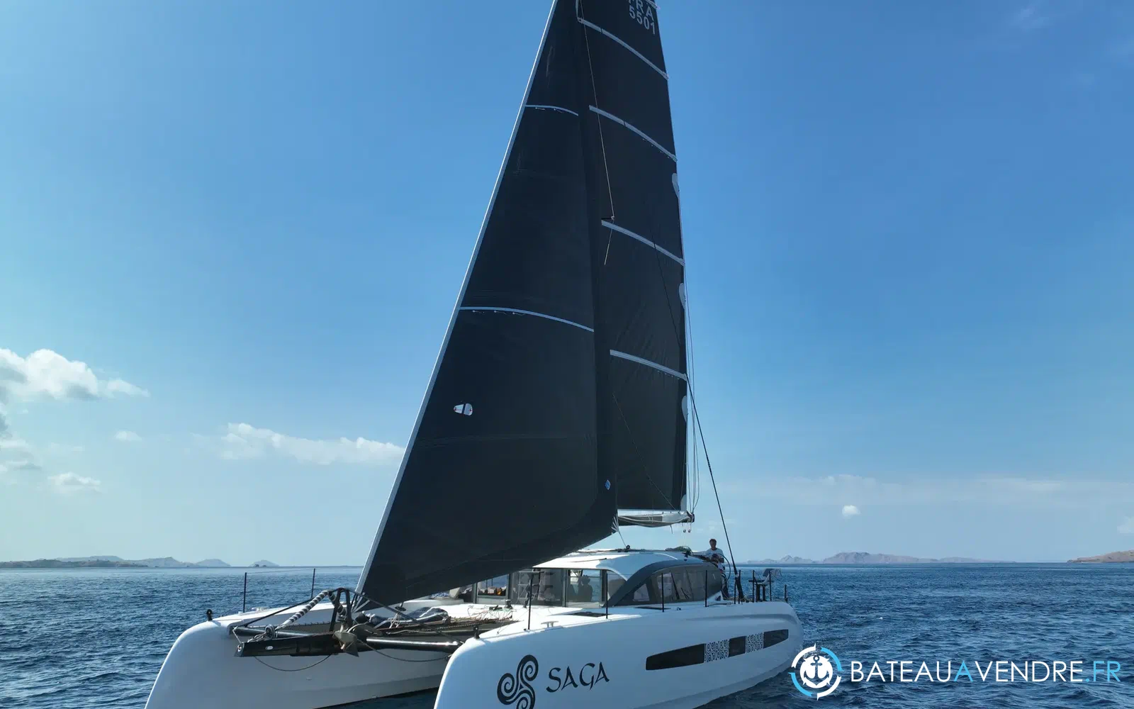 slider 2 Outremer 55