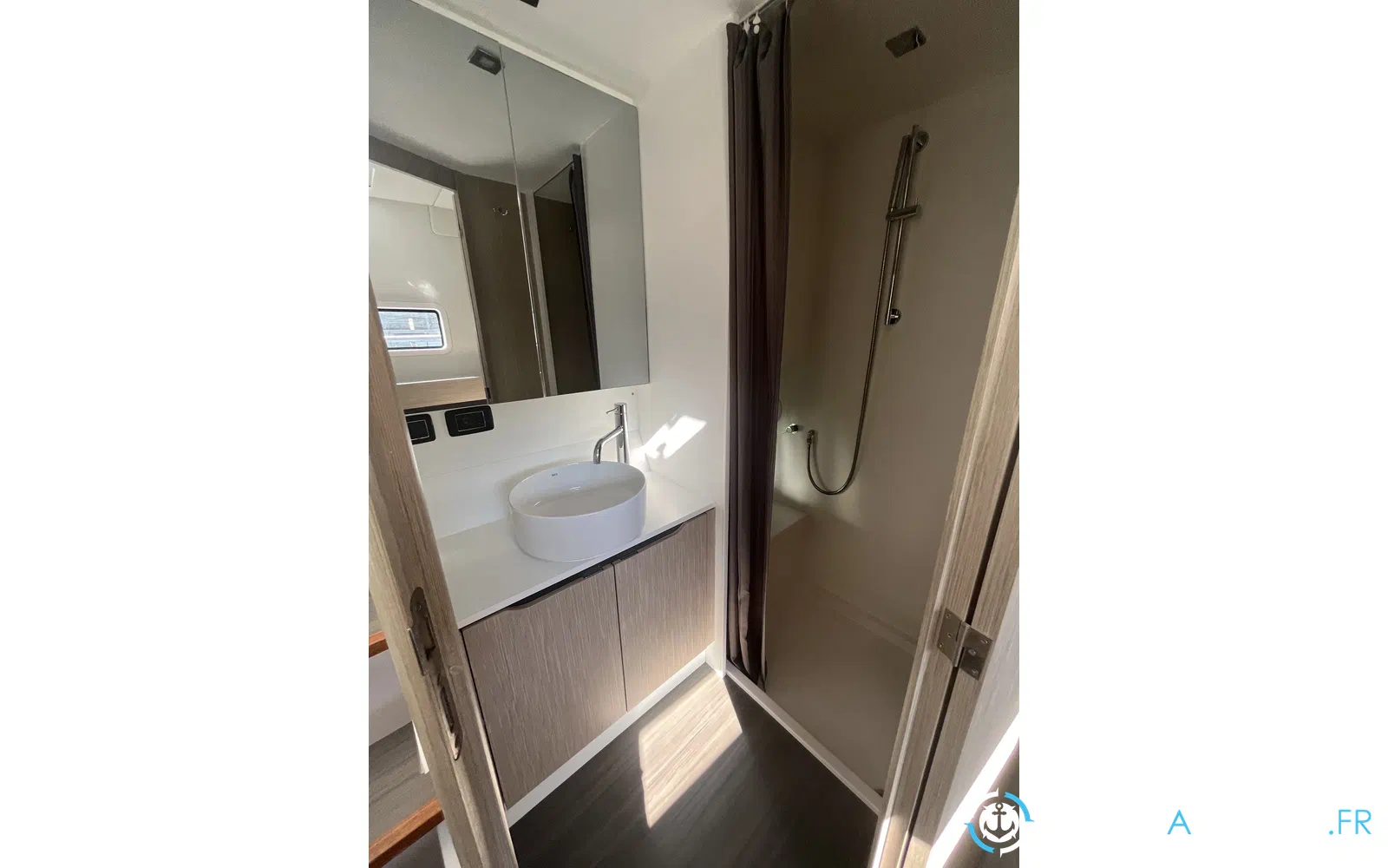 slider 30 Outremer 55