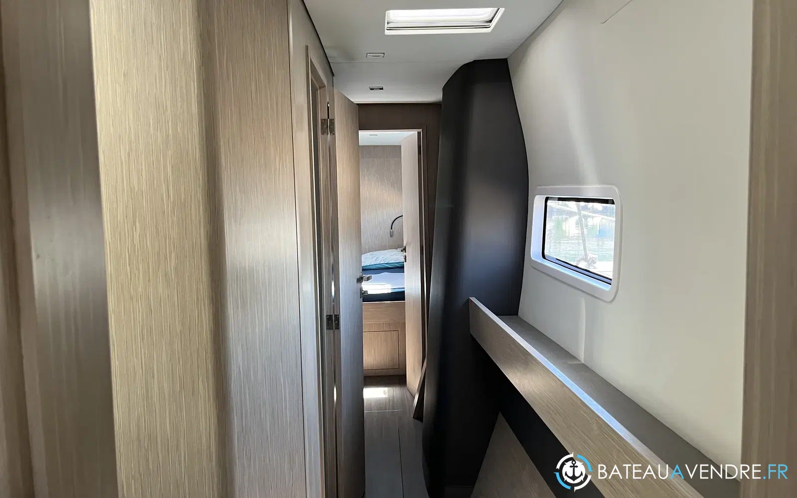 slider 39 Outremer 55