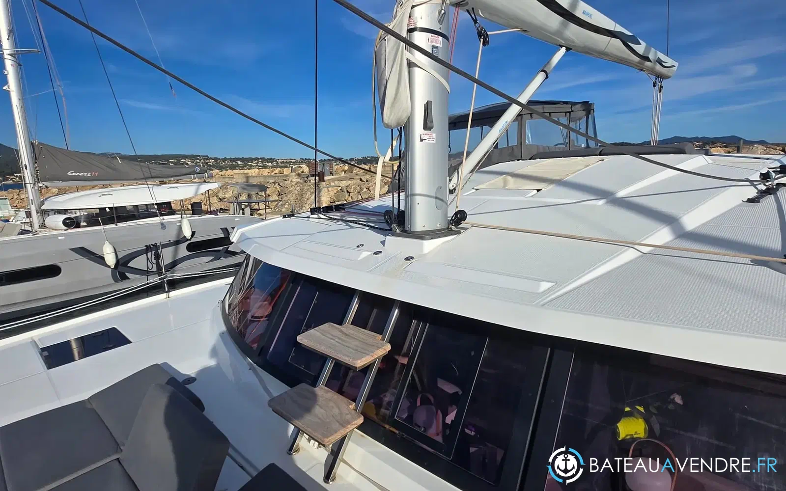 slider 14 Fountaine Pajot Astrea 42