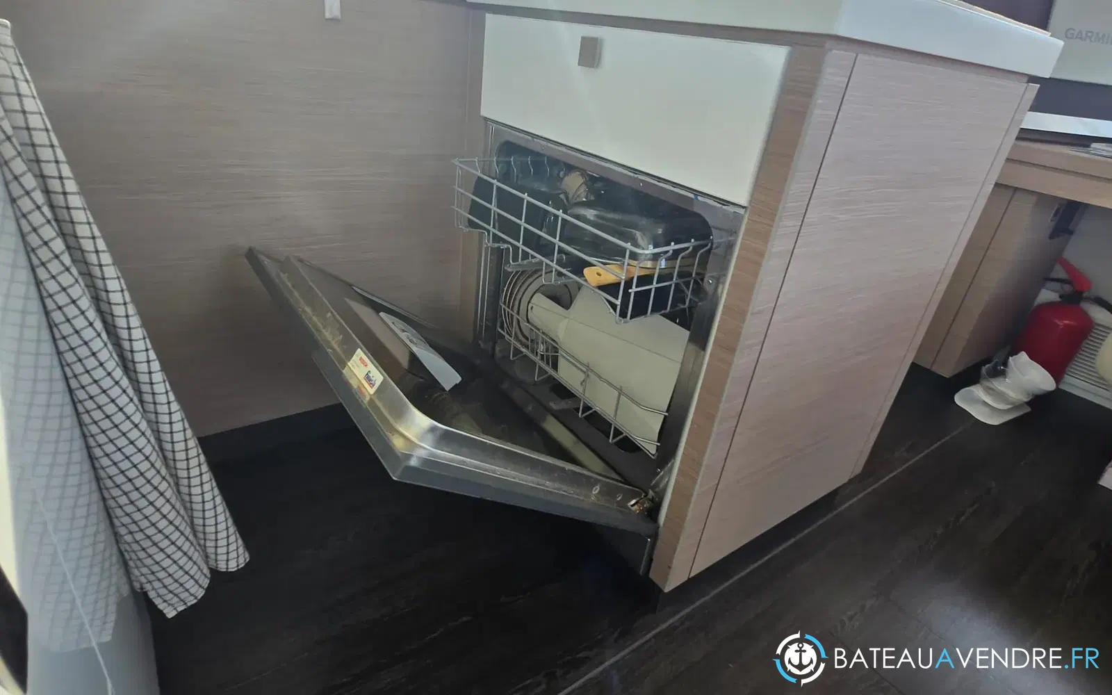slider 17 Fountaine Pajot Astrea 42