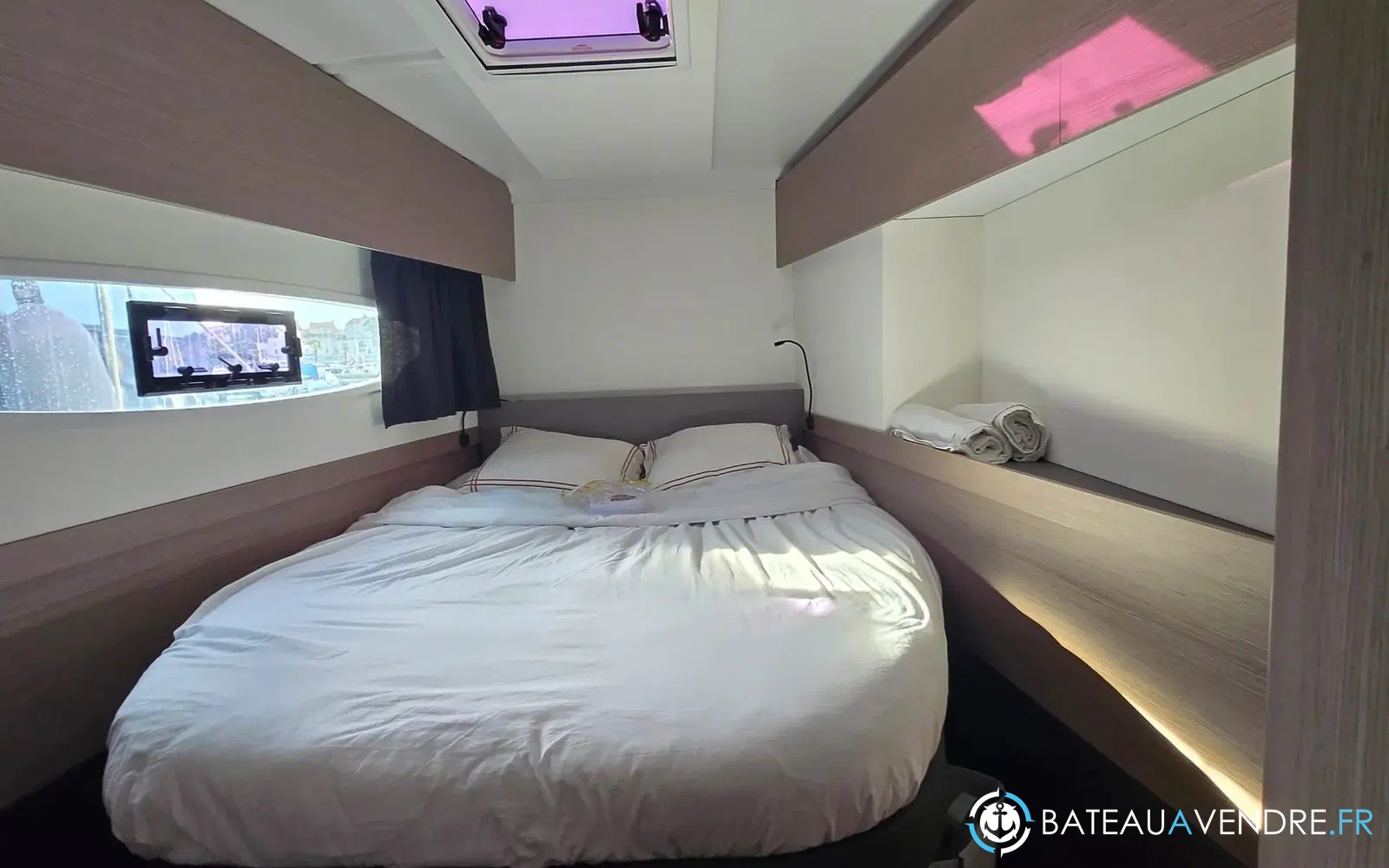 slider 18 Fountaine Pajot Astrea 42