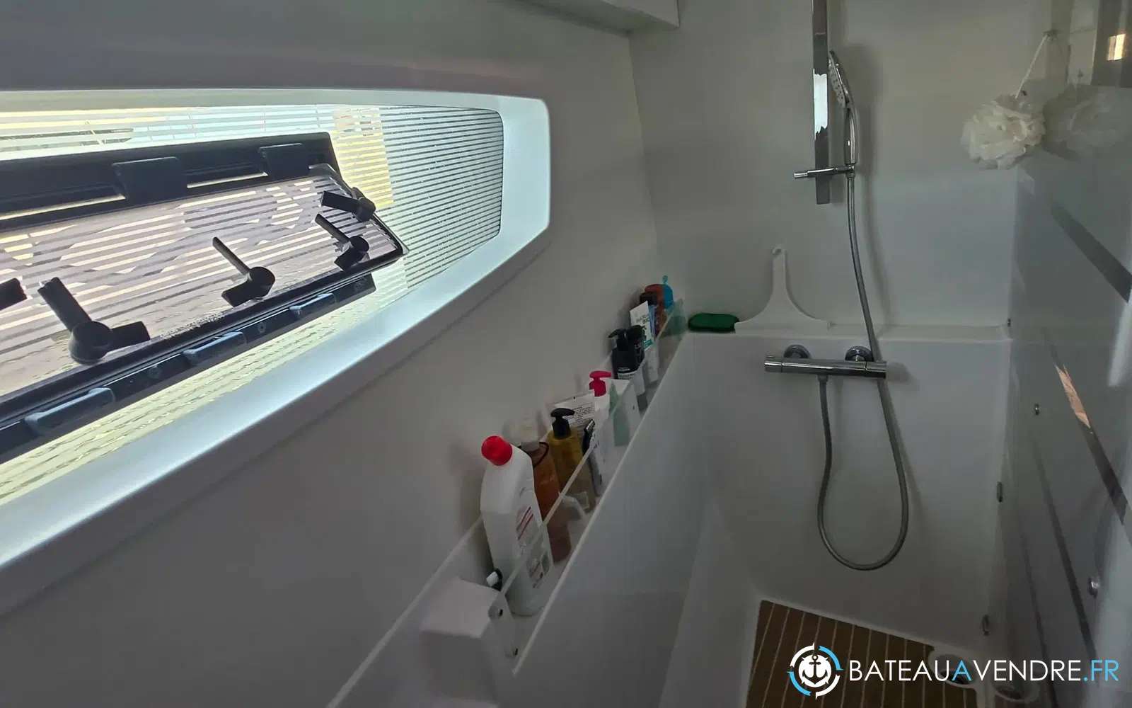slider 19 Fountaine Pajot Astrea 42
