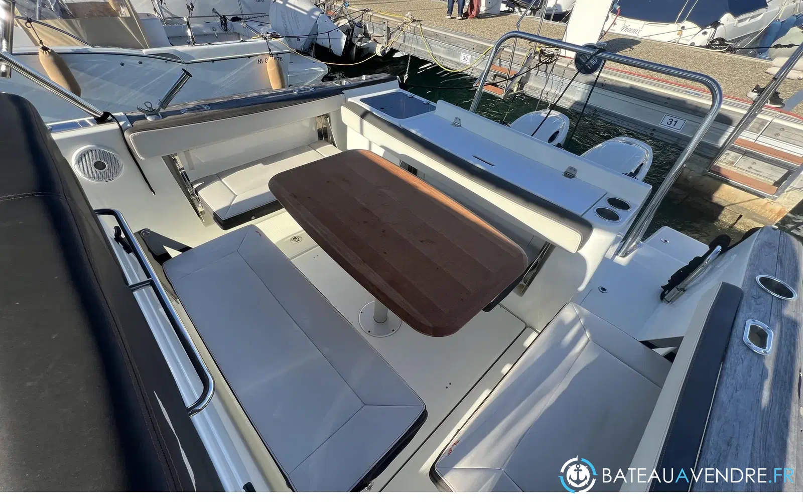slider 7 Beneteau Flyer 8.8 SPACEdeck