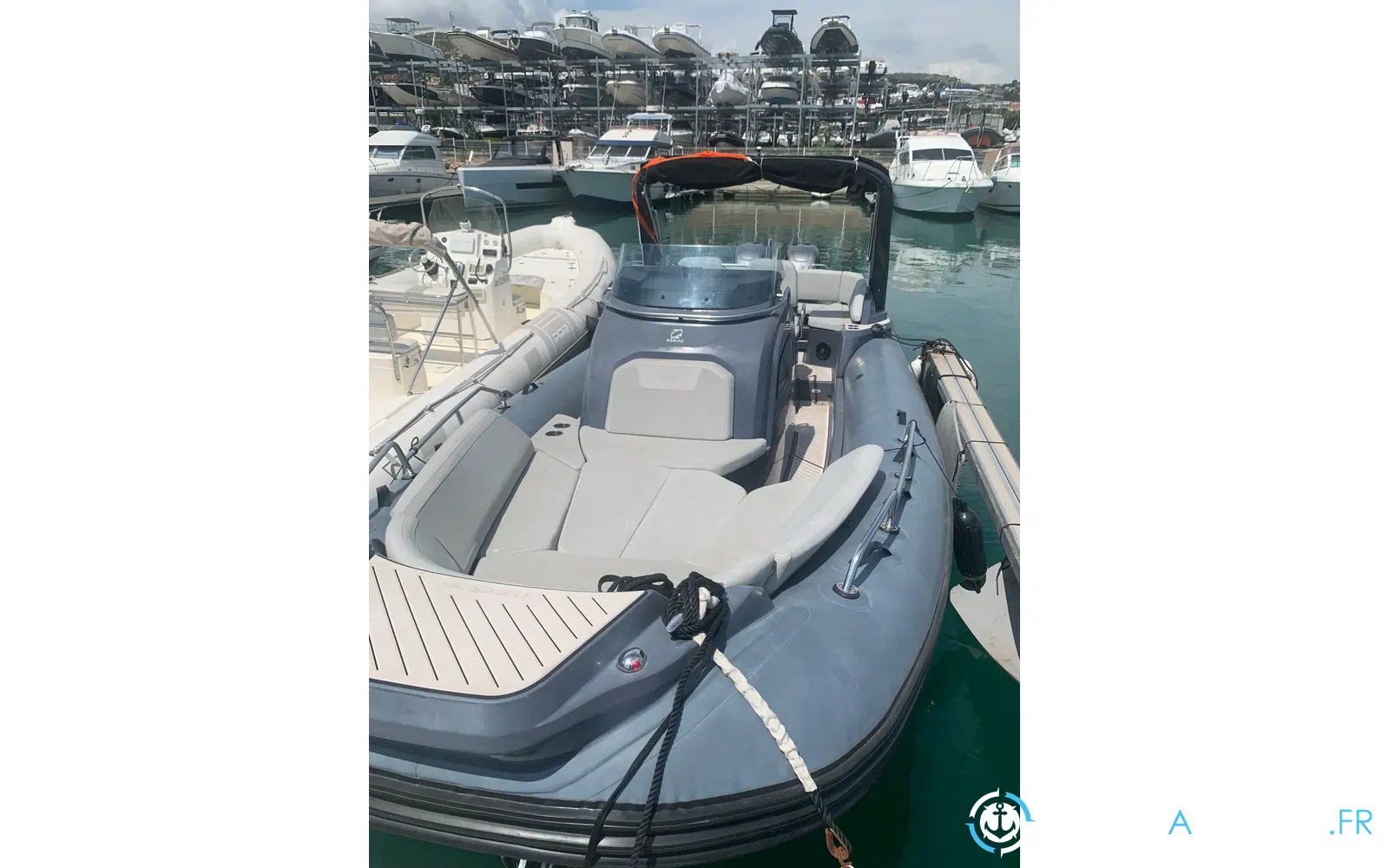 slider 1 Zodiac Medline 9