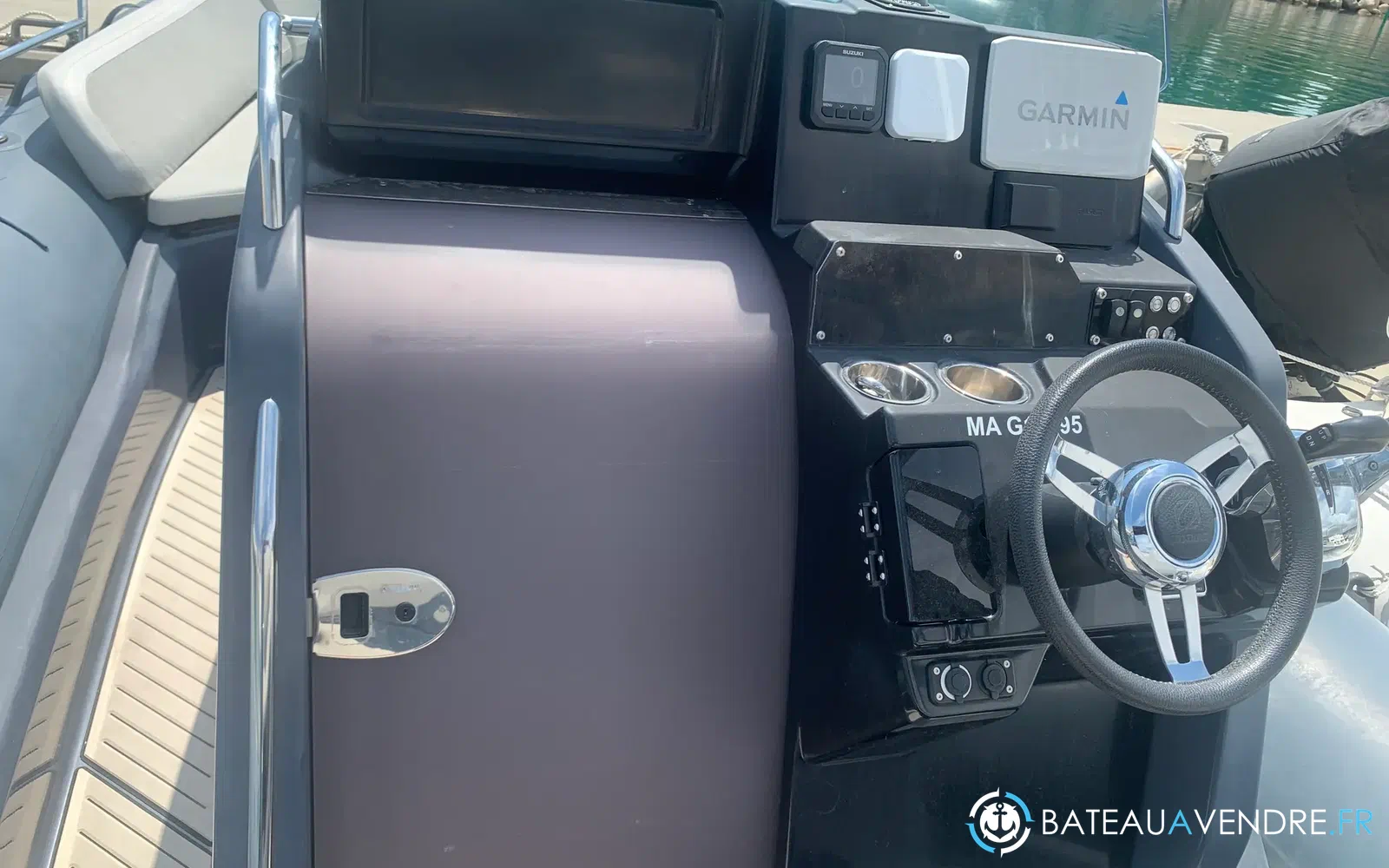 slider 10 Zodiac Medline 9