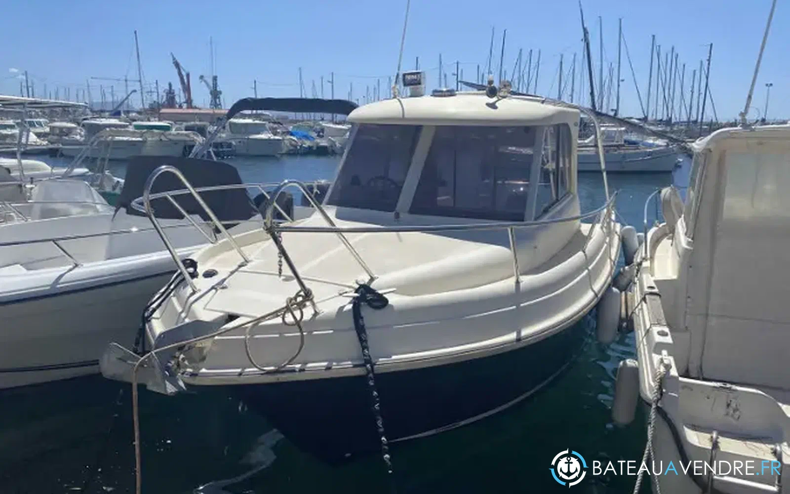 slider 2 Guymarine Evada 740