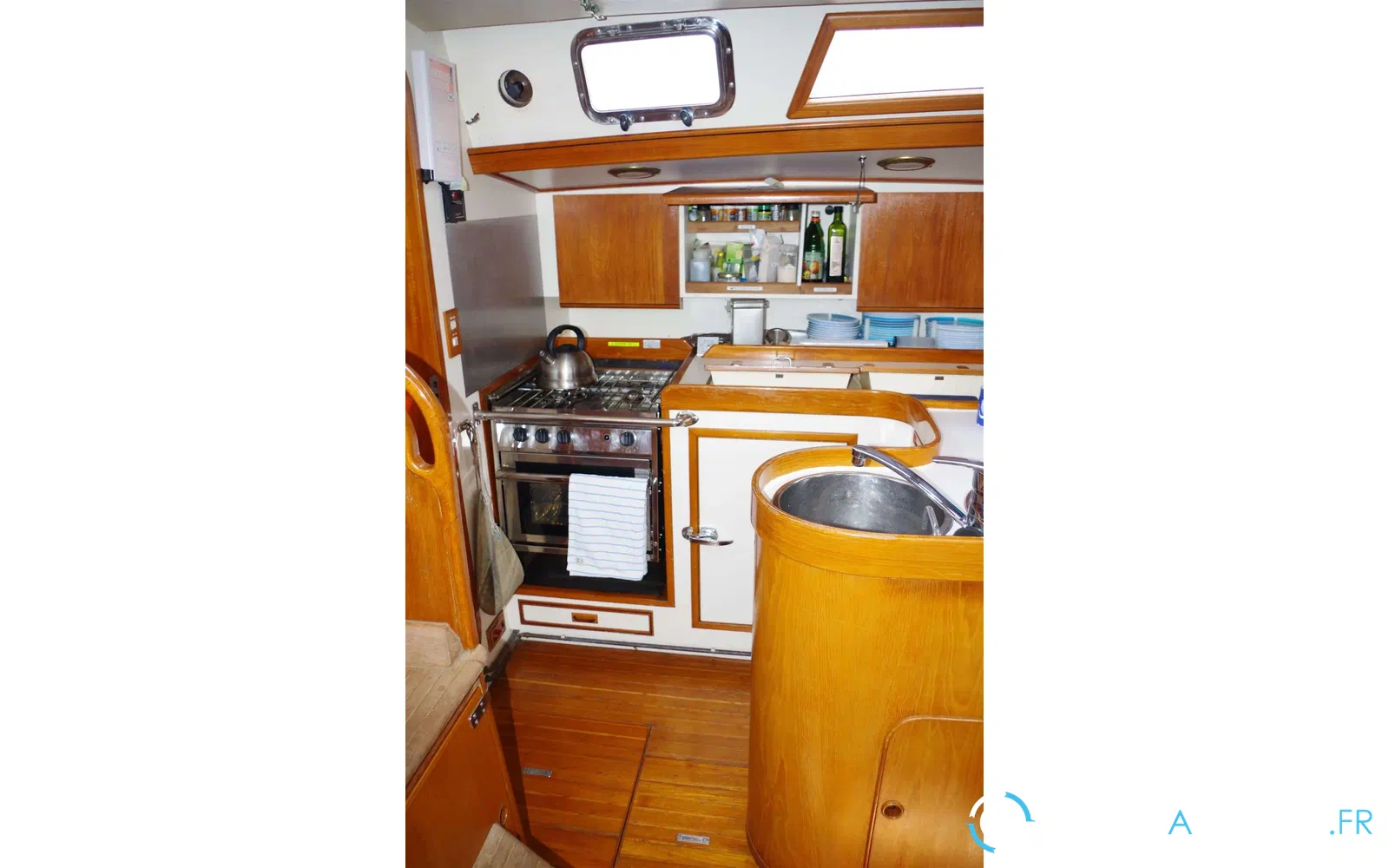 slider 9 Hylas Yachts Hylas 51