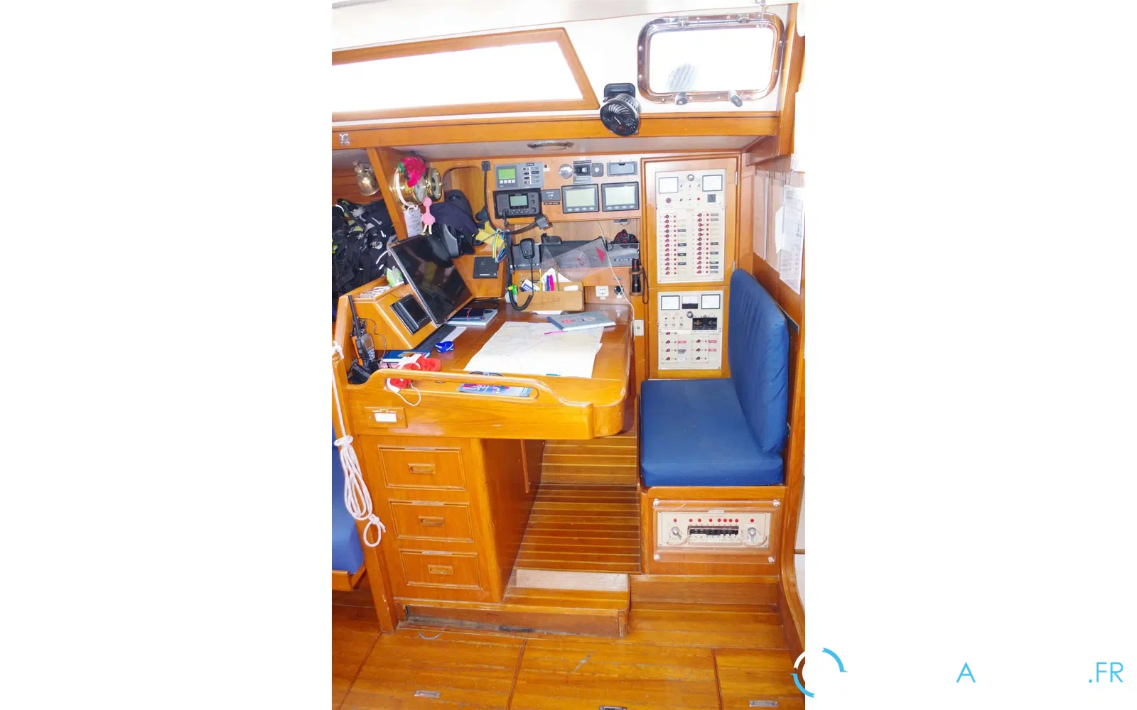 slider 17 Hylas Yachts Hylas 51