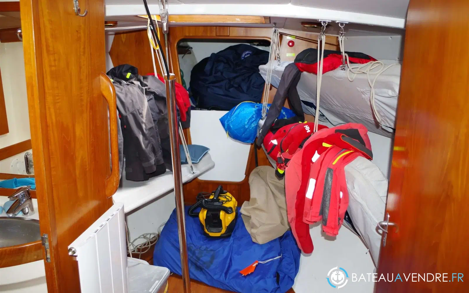 slider 23 Hylas Yachts Hylas 51