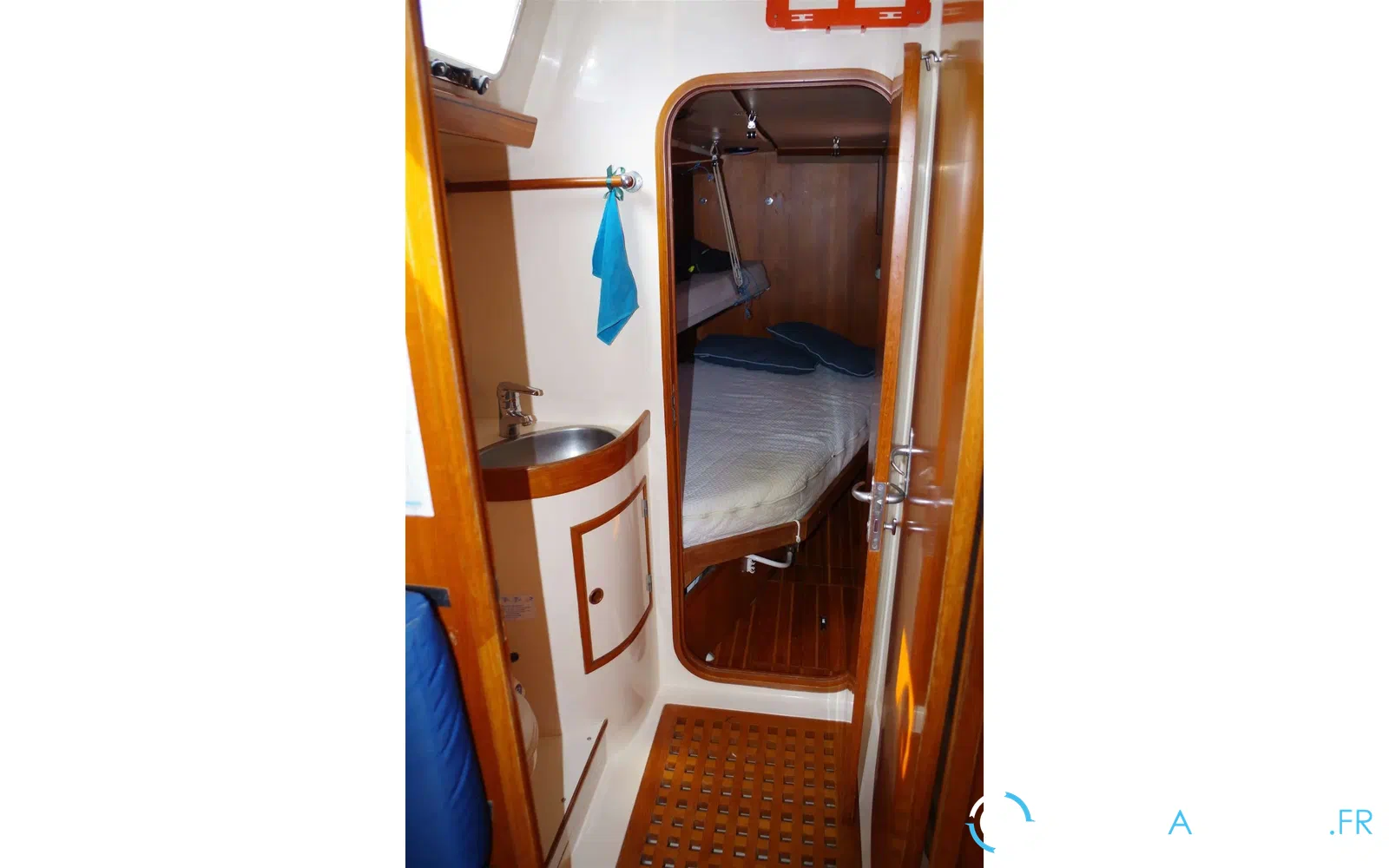 slider 8 Hylas Yachts Hylas 51