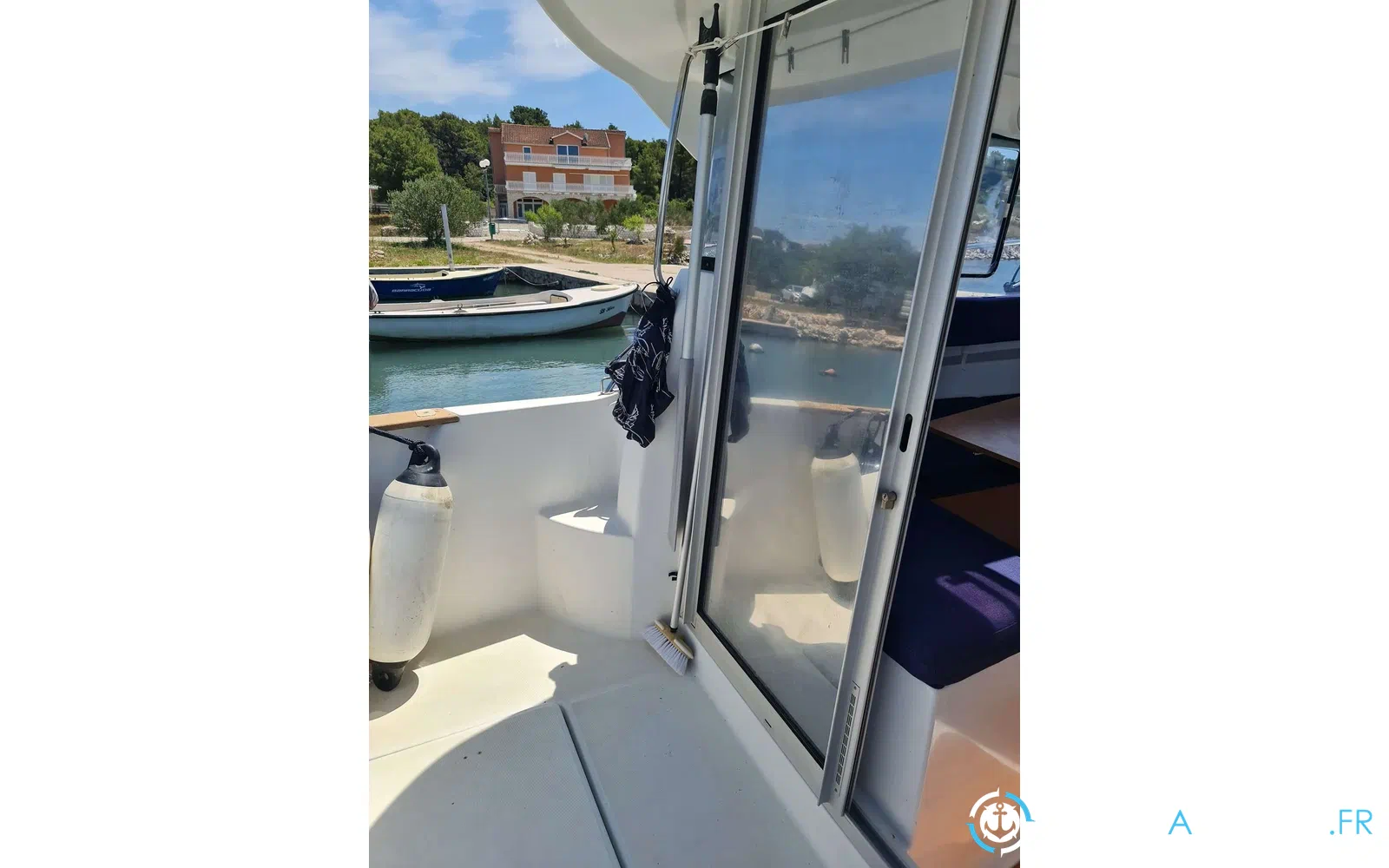 slider 17 Beneteau Antares 750 HB