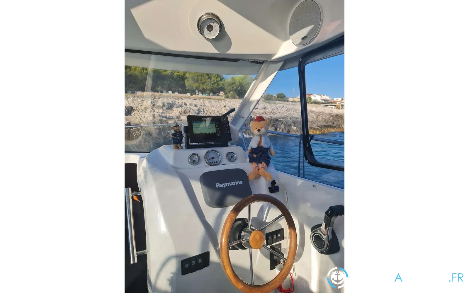slider 19 Beneteau Antares 750 HB