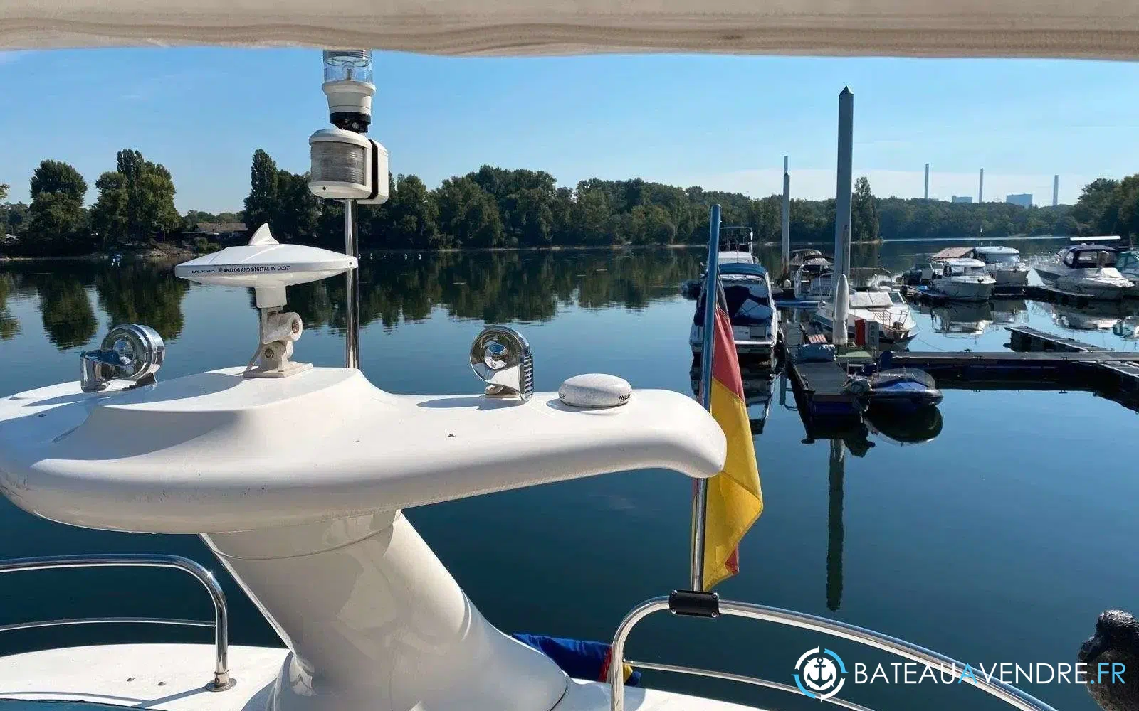 slider 3 Sealine 360