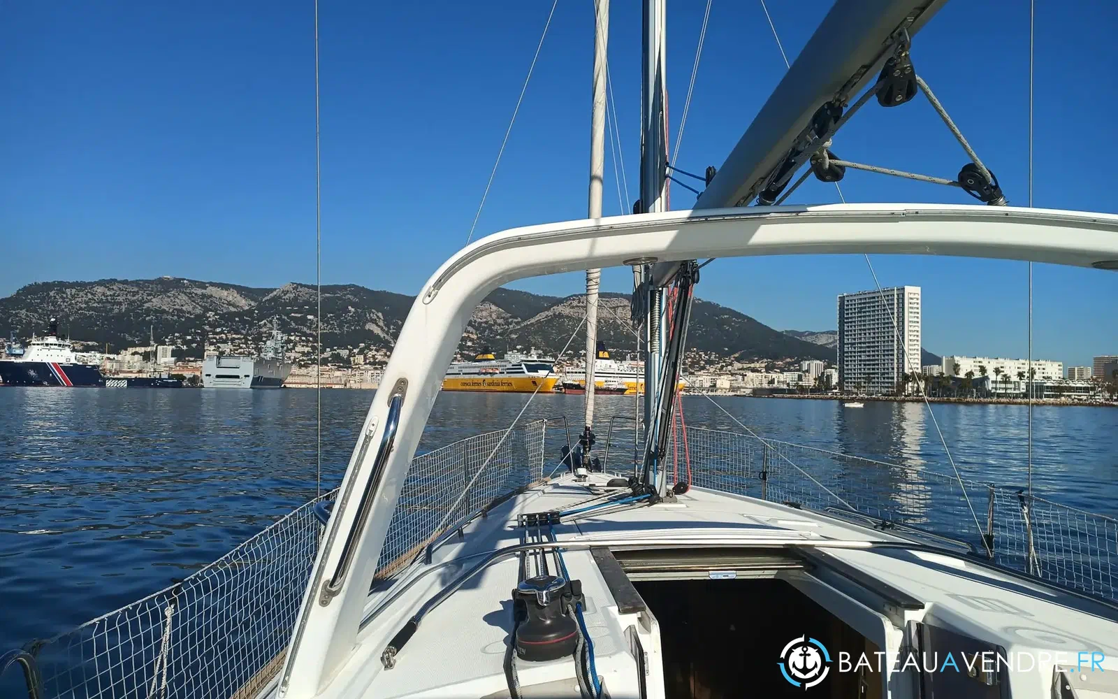 slider 1 Beneteau Oceanis 35.1