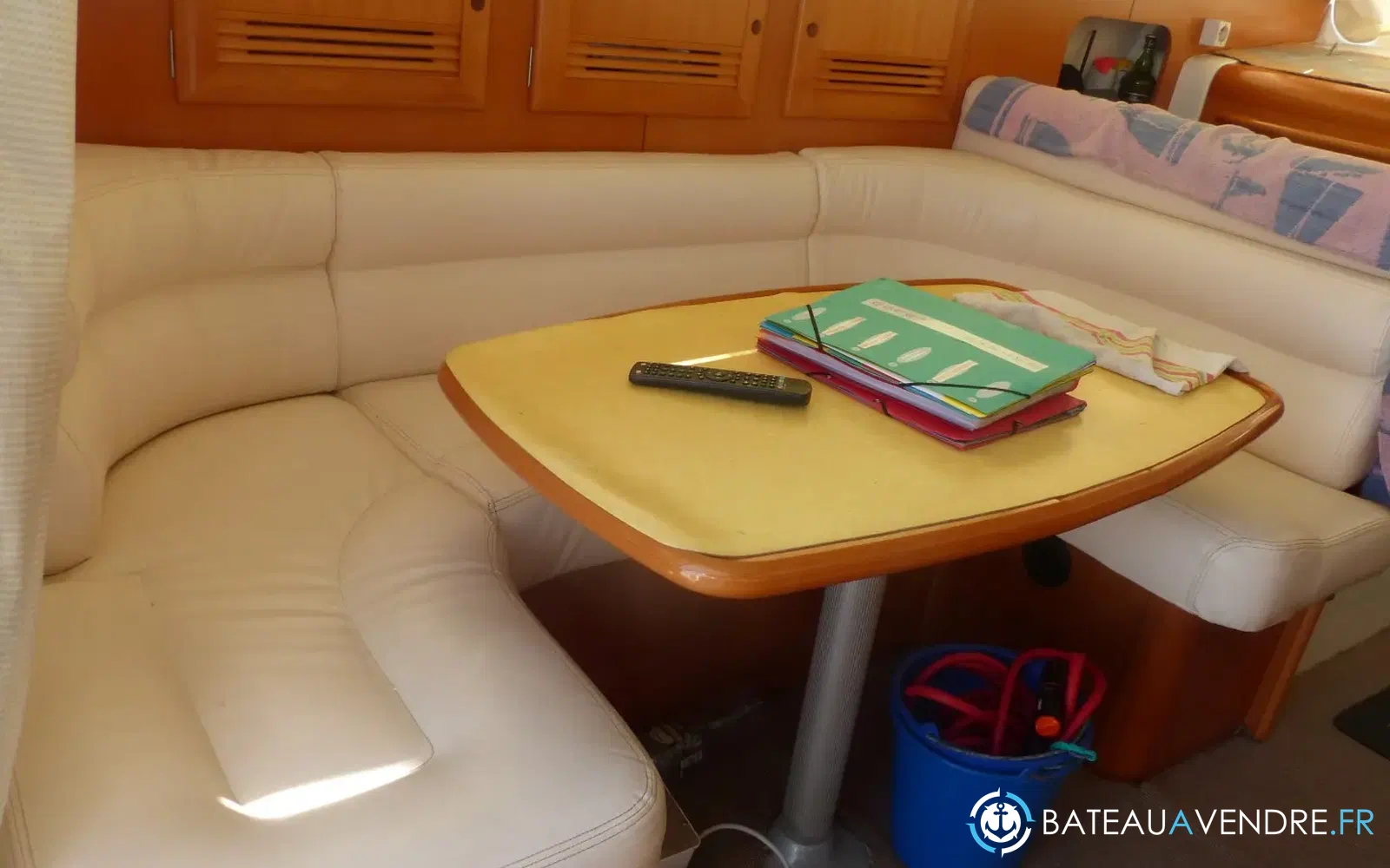 slider 5 Beneteau Antares 10.80 Fly