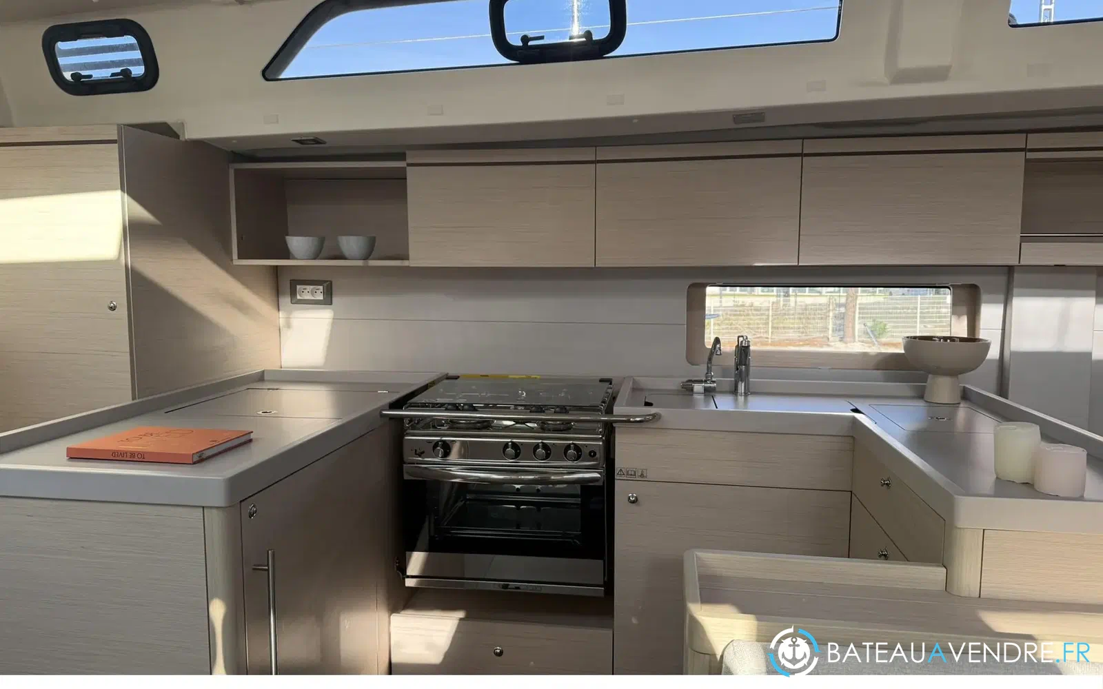 slider 15 Beneteau Oceanis 51.1