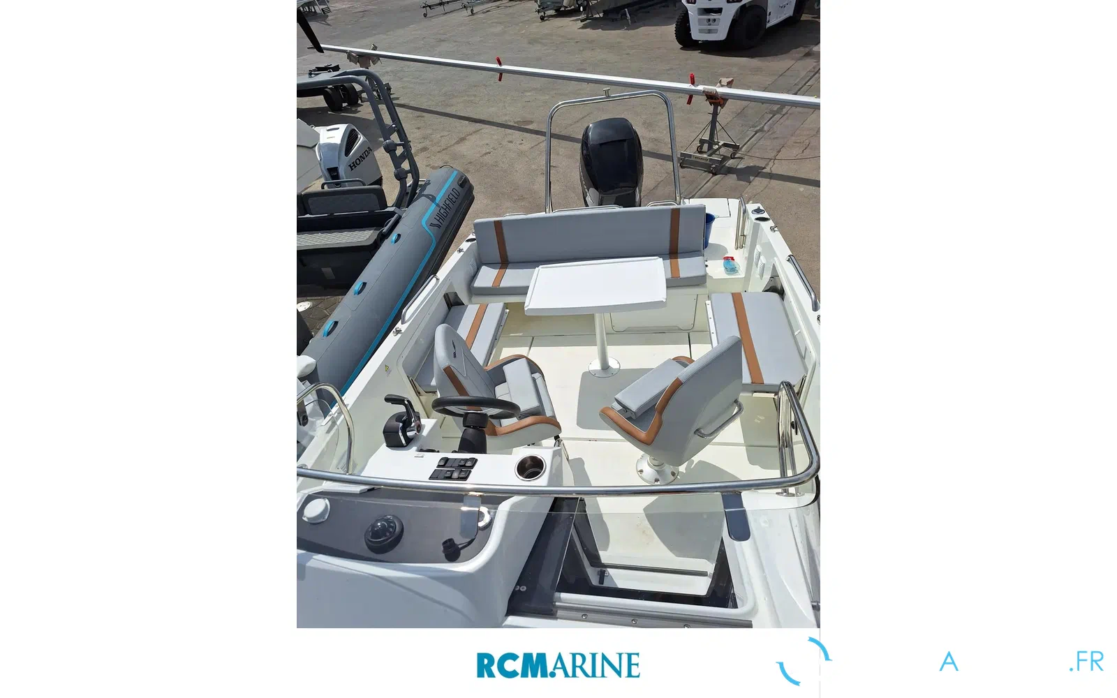 slider 4 Beneteau Flyer 8 SUNdeck V2