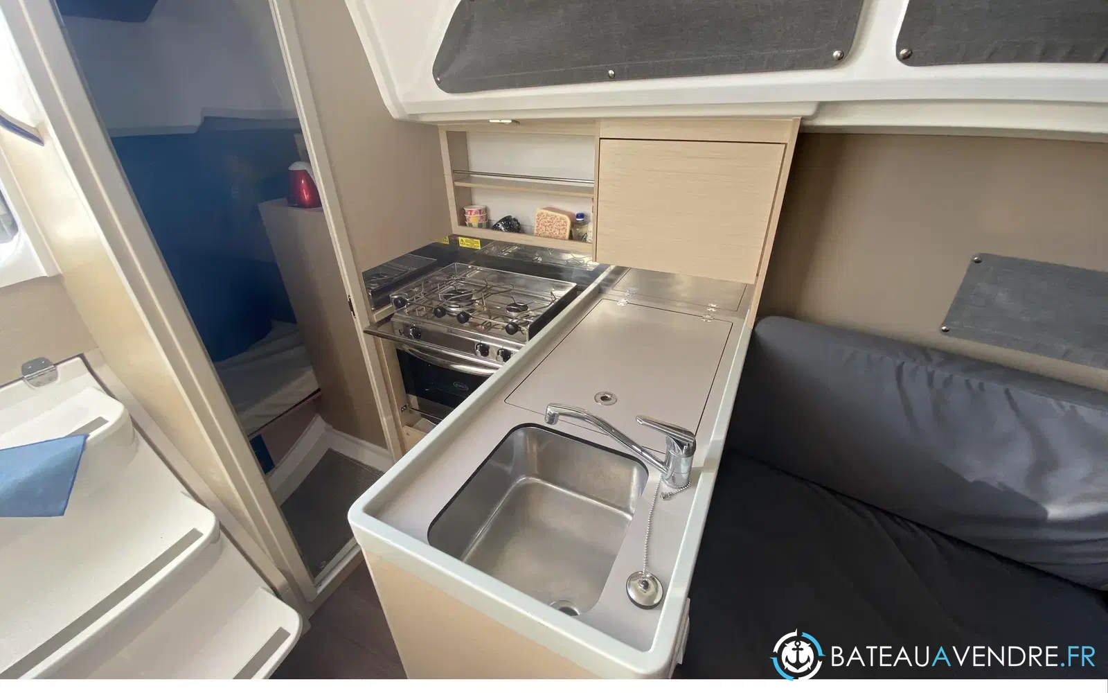 slider 11 Beneteau Oceanis 30.1