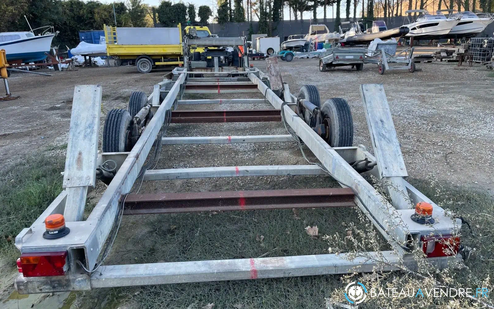 slider 0 REMORQUE PORTE BATEAU
