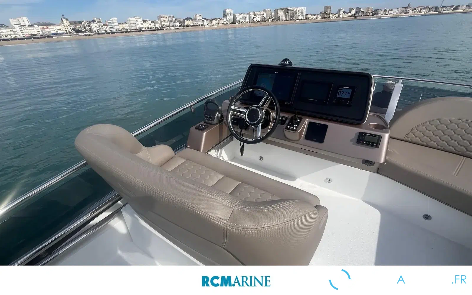 slider 18 Galeon 400 Fly