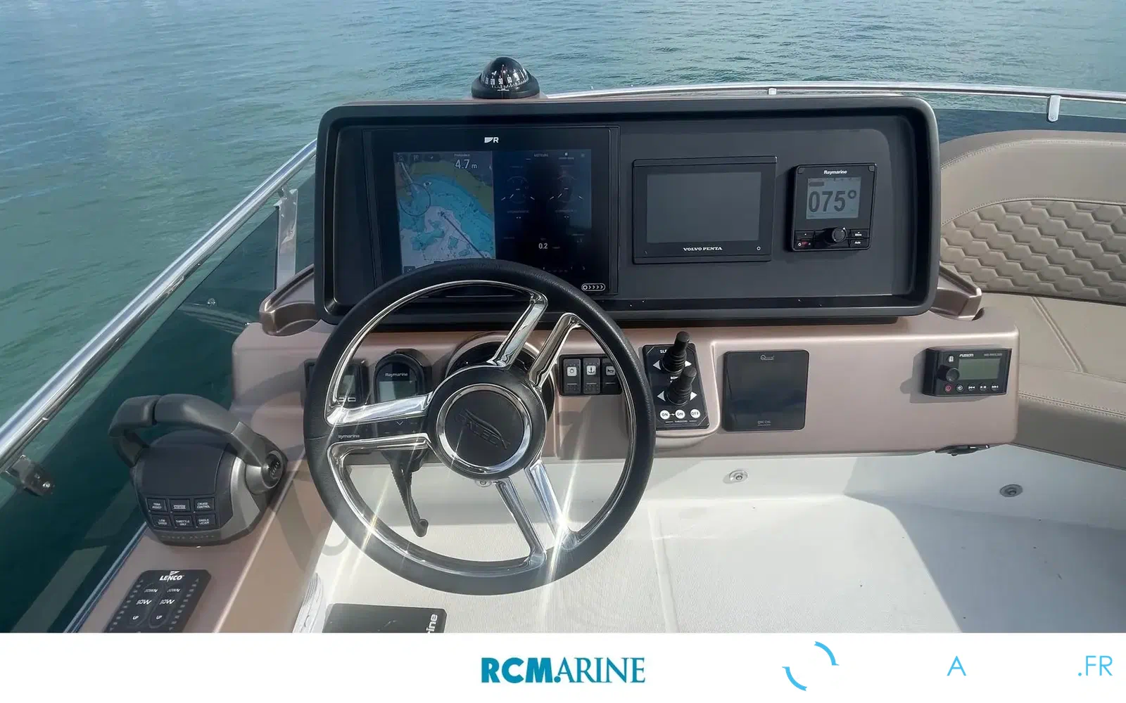 slider 19 Galeon 400 Fly