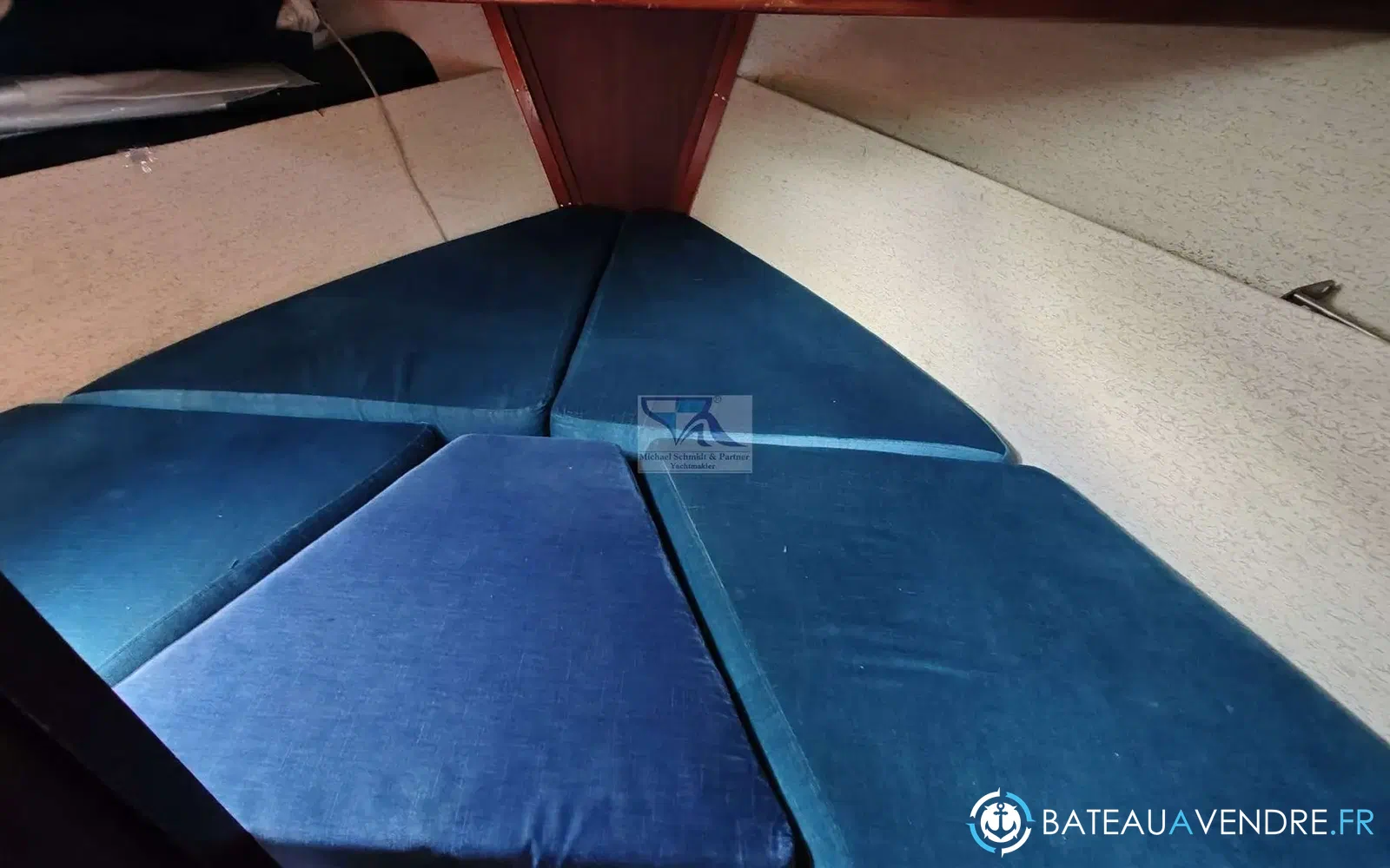 slider 13 Siltala Yachts Nauticat 33