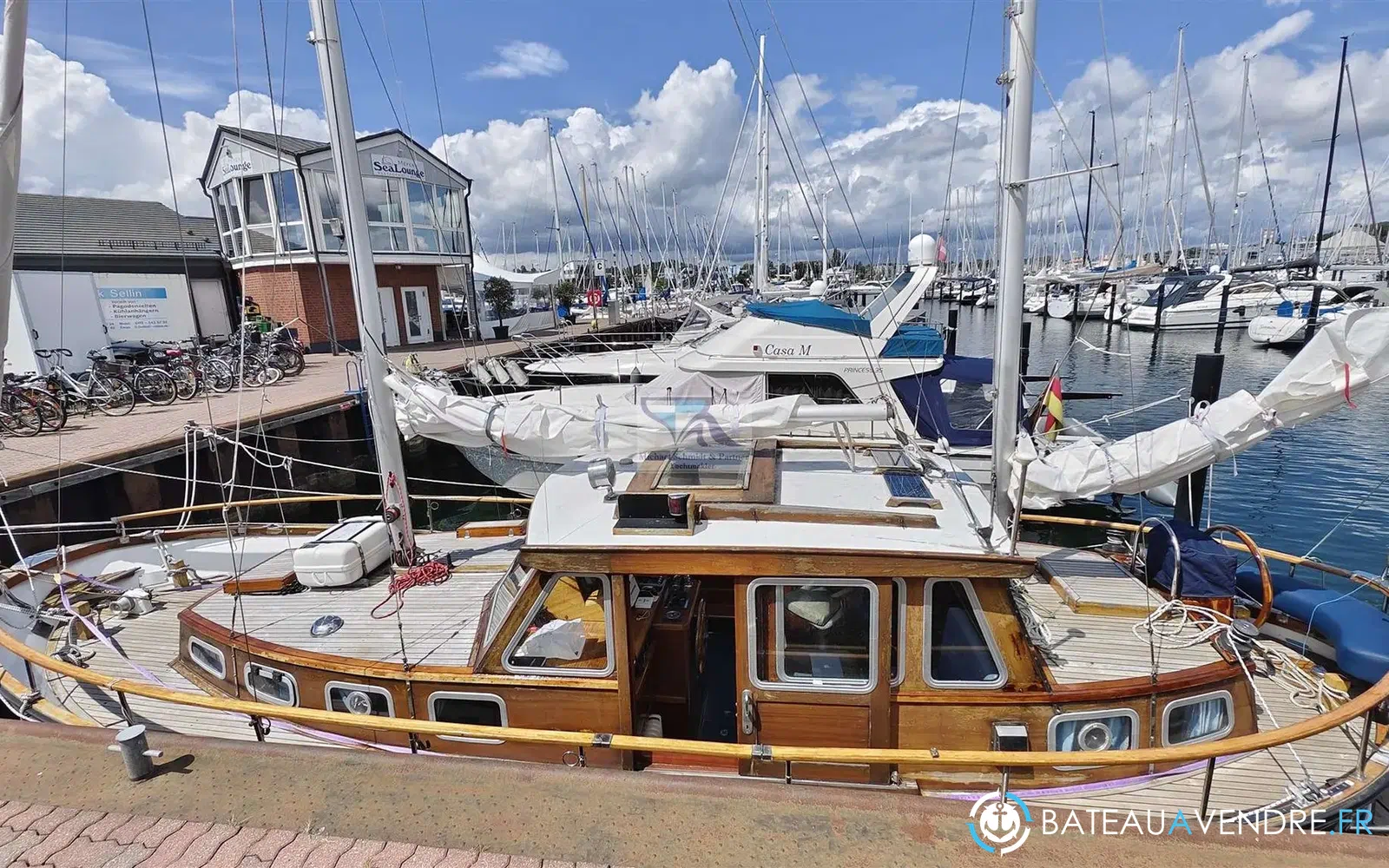 slider 16 Siltala Yachts Nauticat 33