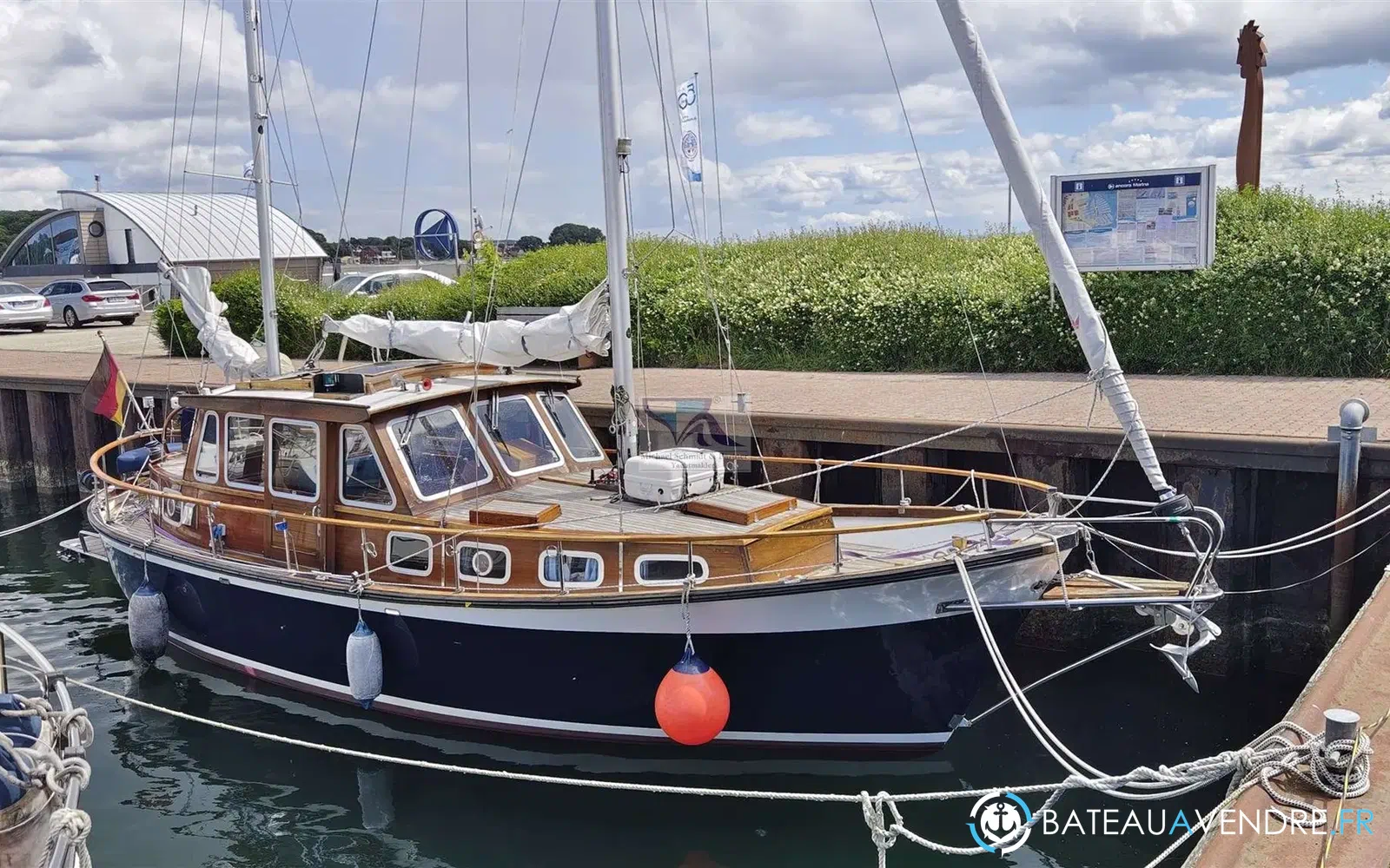 slider 3 Siltala Yachts Nauticat 33